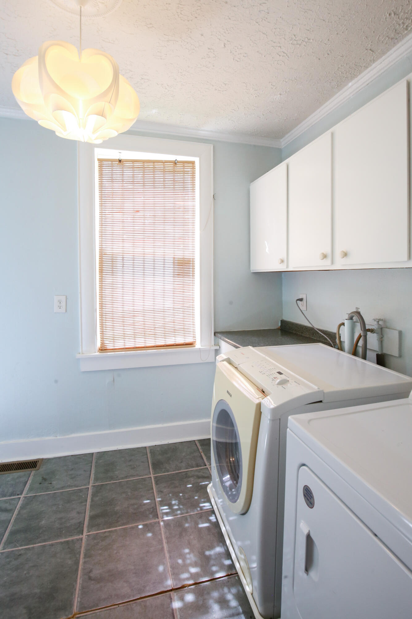 422 Johnson Avenue Property Photo 31