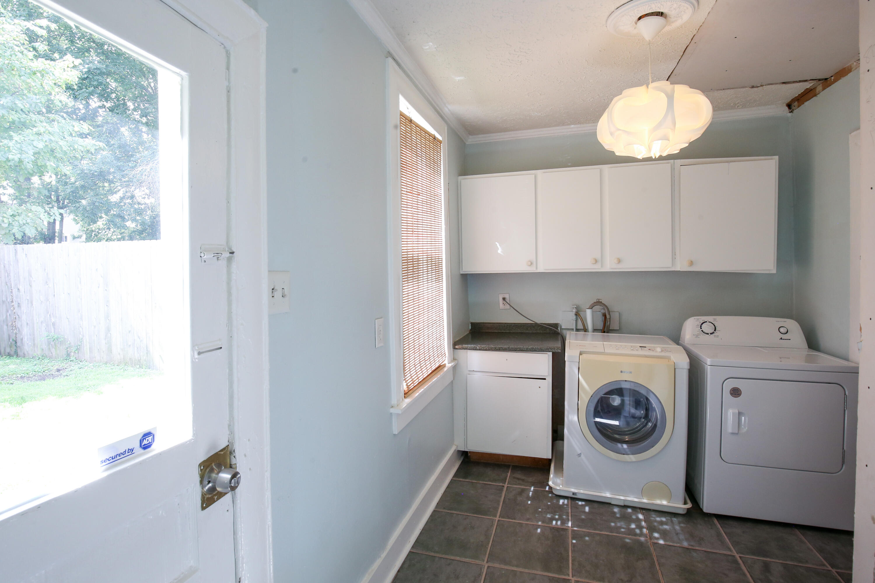 422 Johnson Avenue Property Photo 32