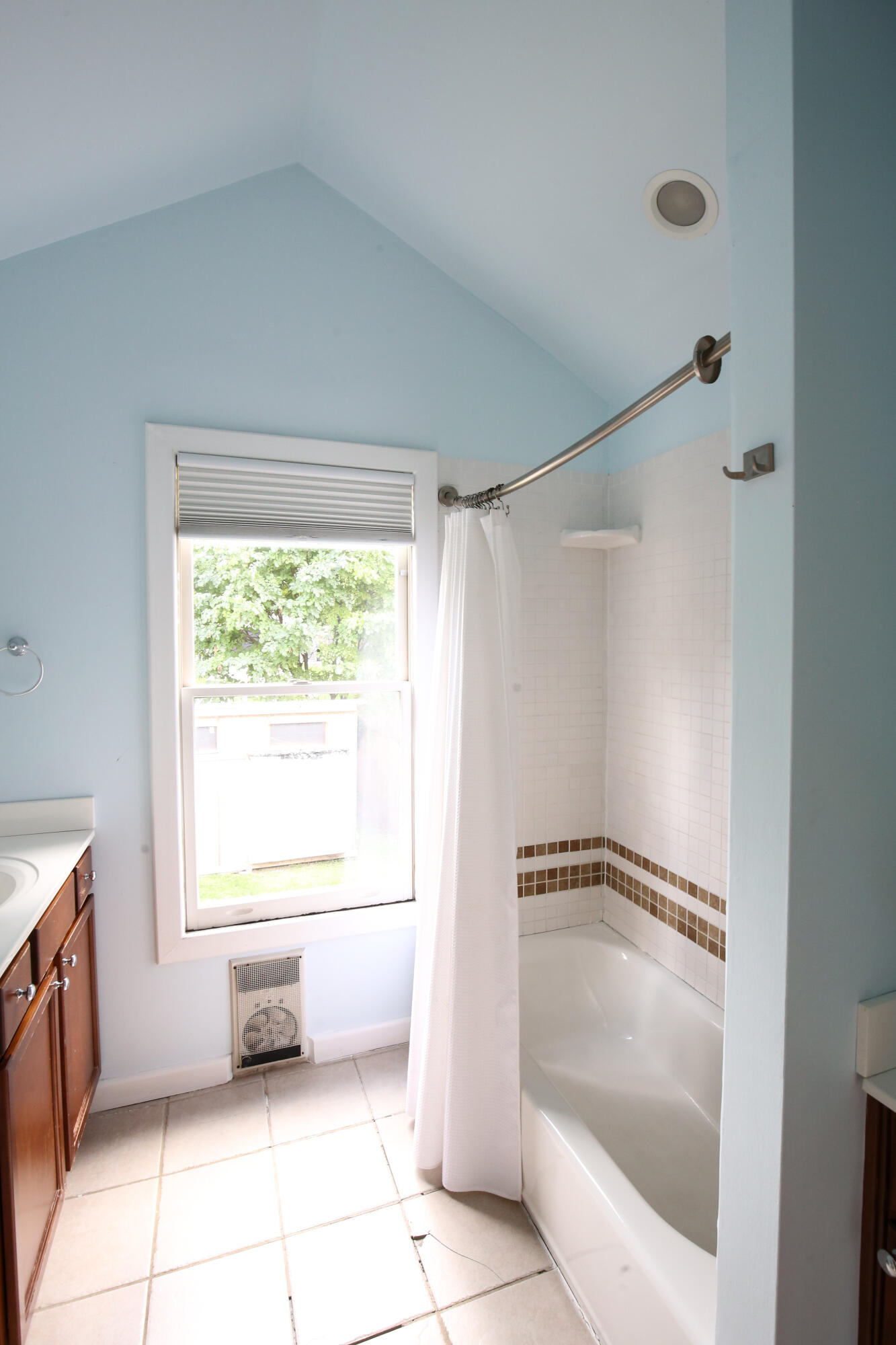 422 Johnson Avenue Property Photo 39