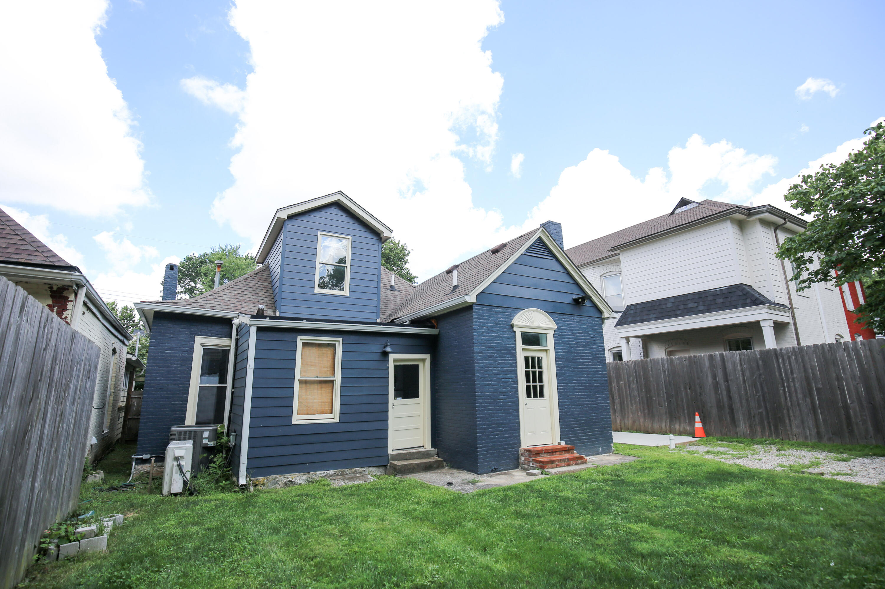 422 Johnson Avenue Property Photo 42
