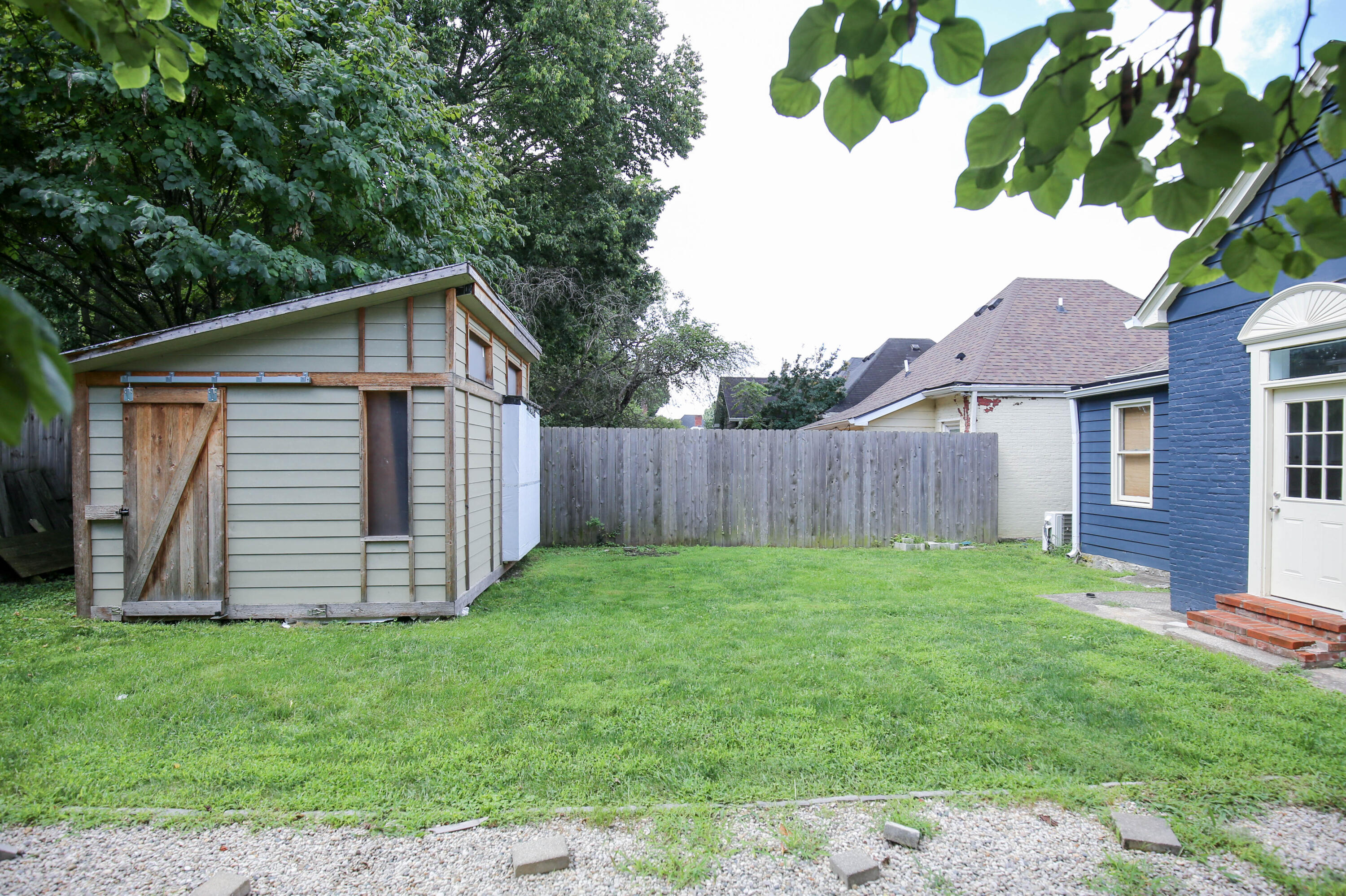 422 Johnson Avenue Property Photo 47
