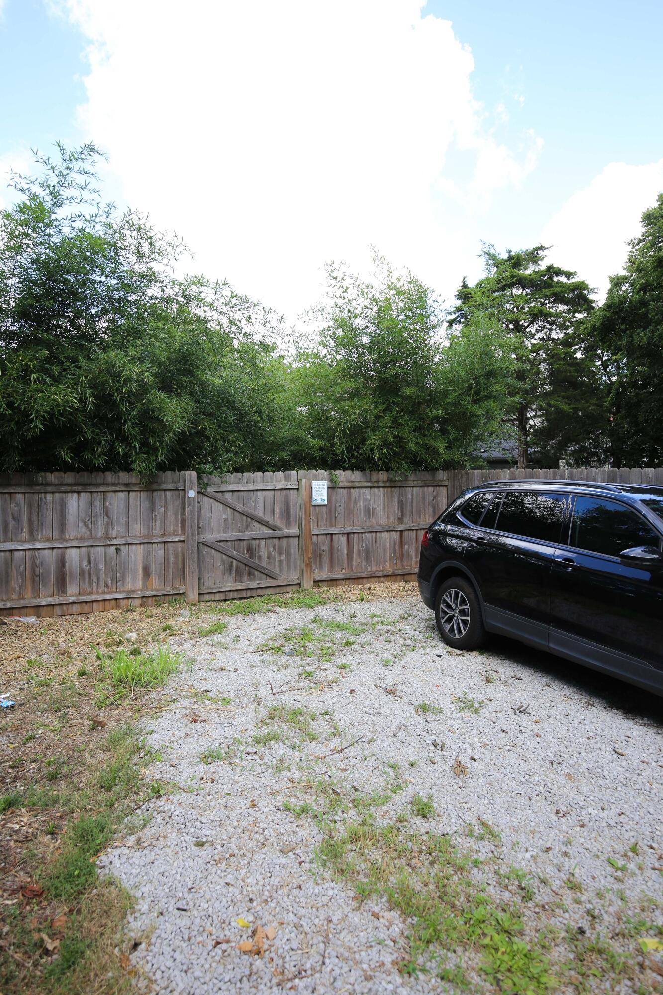 422 Johnson Avenue Property Photo 54