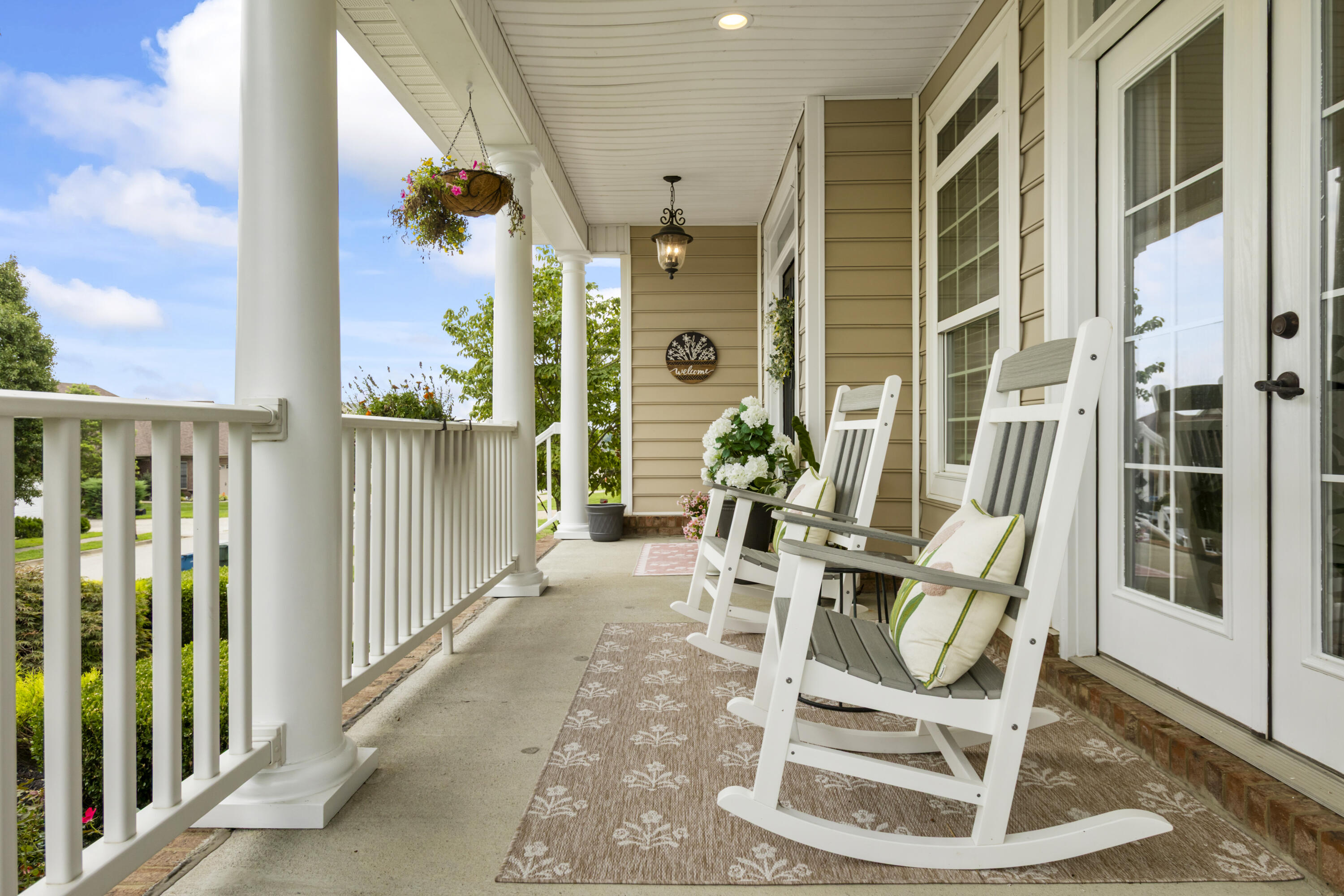 171 Coachman Place Property Photo 7