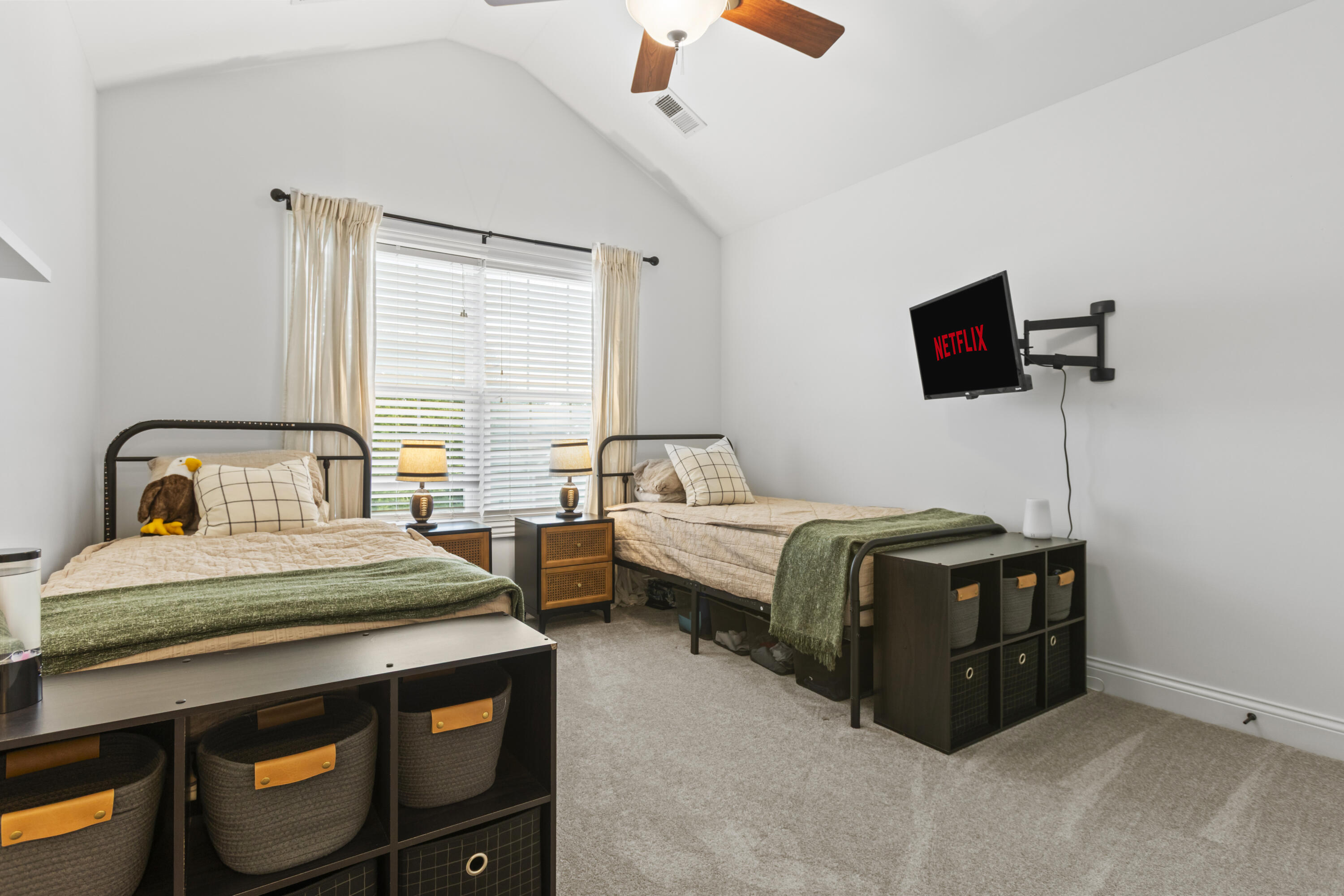 171 Coachman Place Property Photo 33