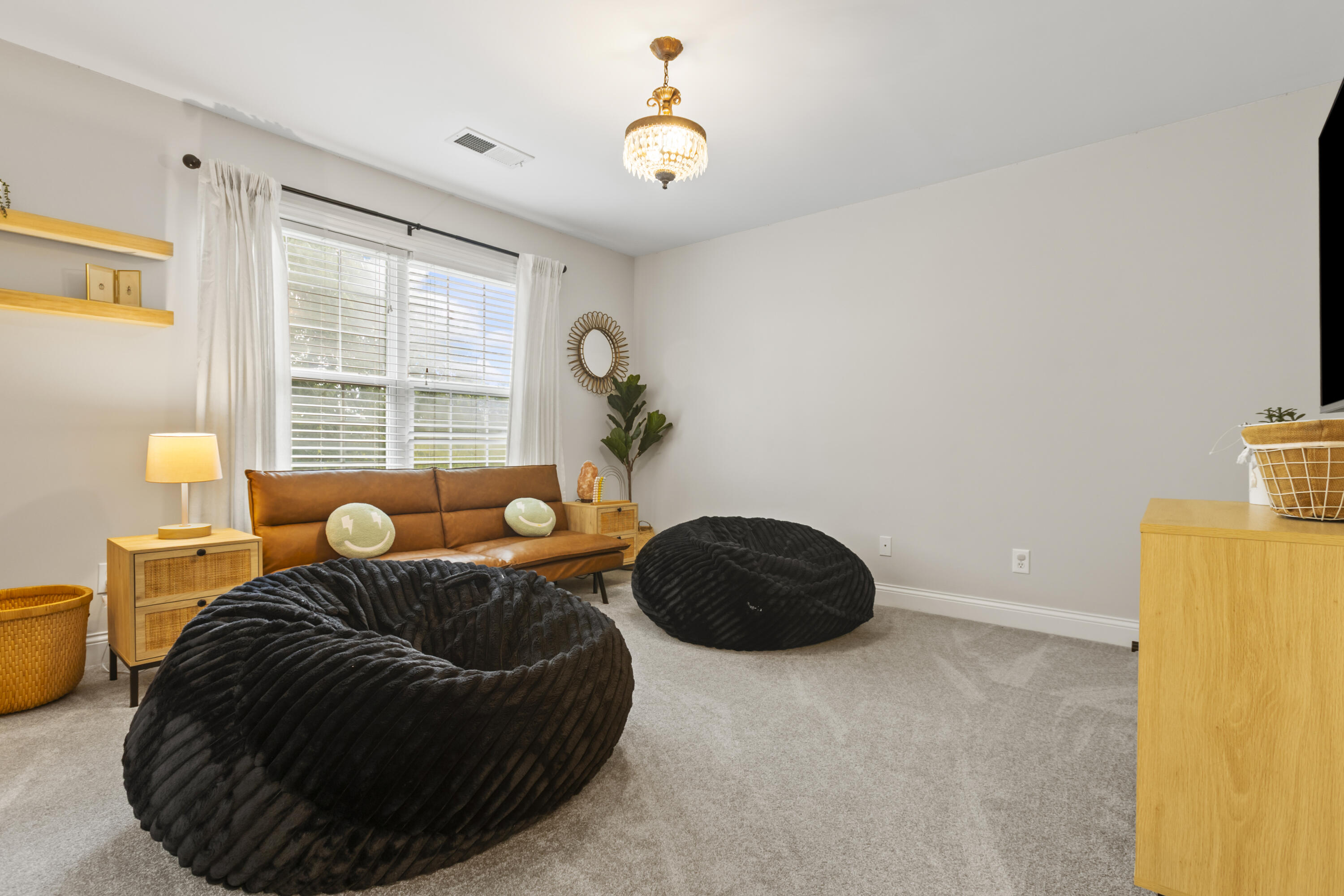 171 Coachman Place Property Photo 41
