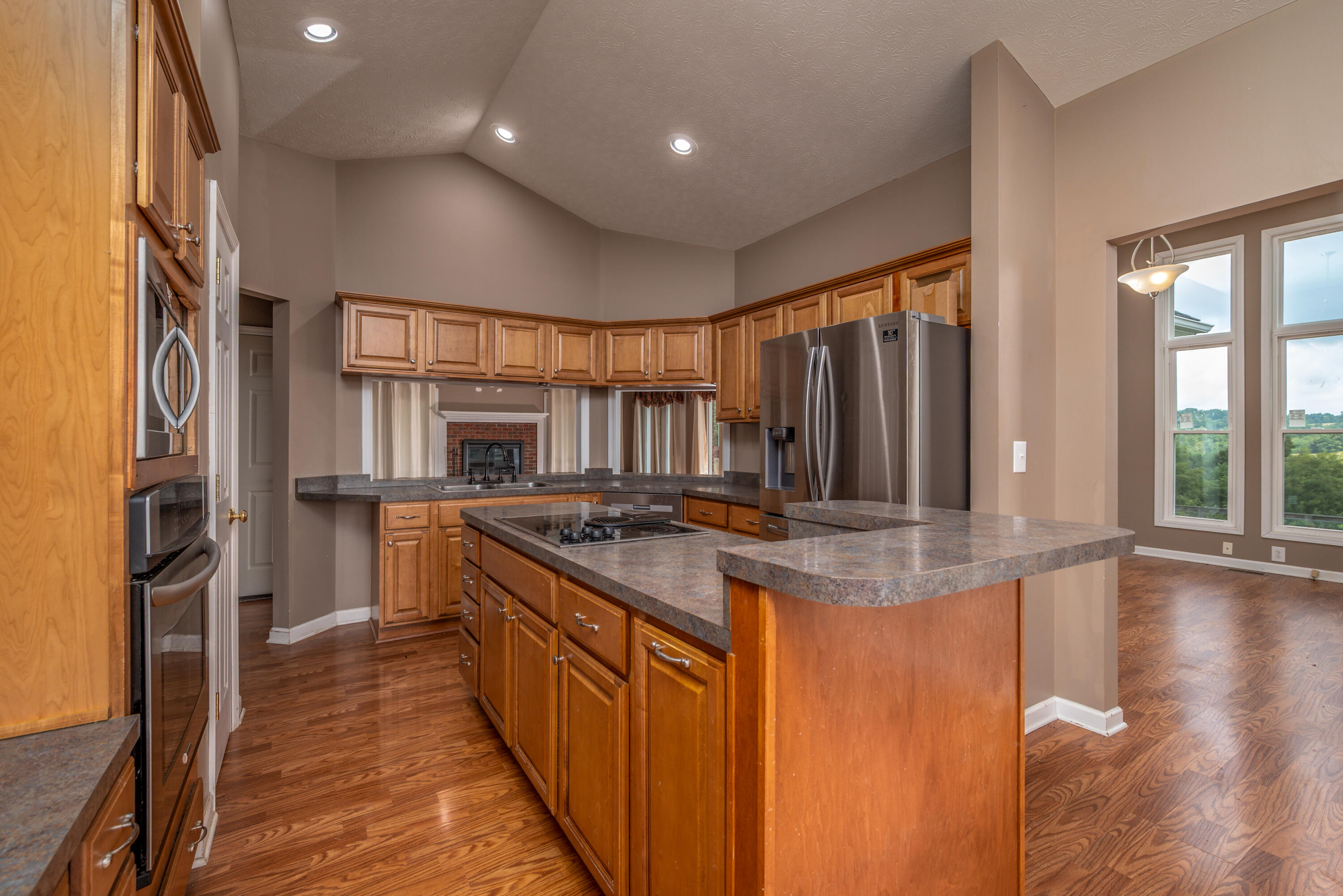 198 Iwanna Loop Property Photo 20