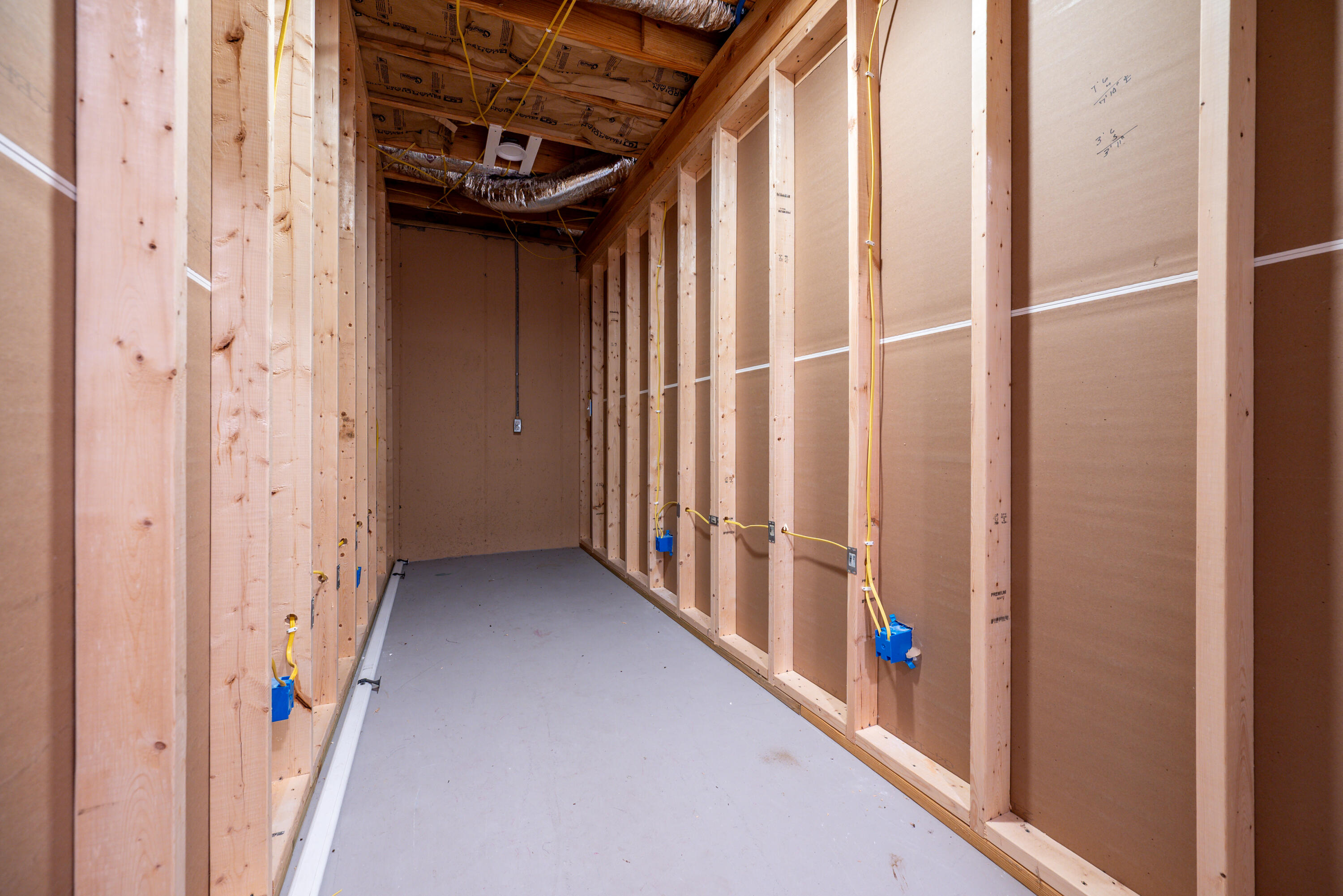 198 Iwanna Loop Property Photo 40