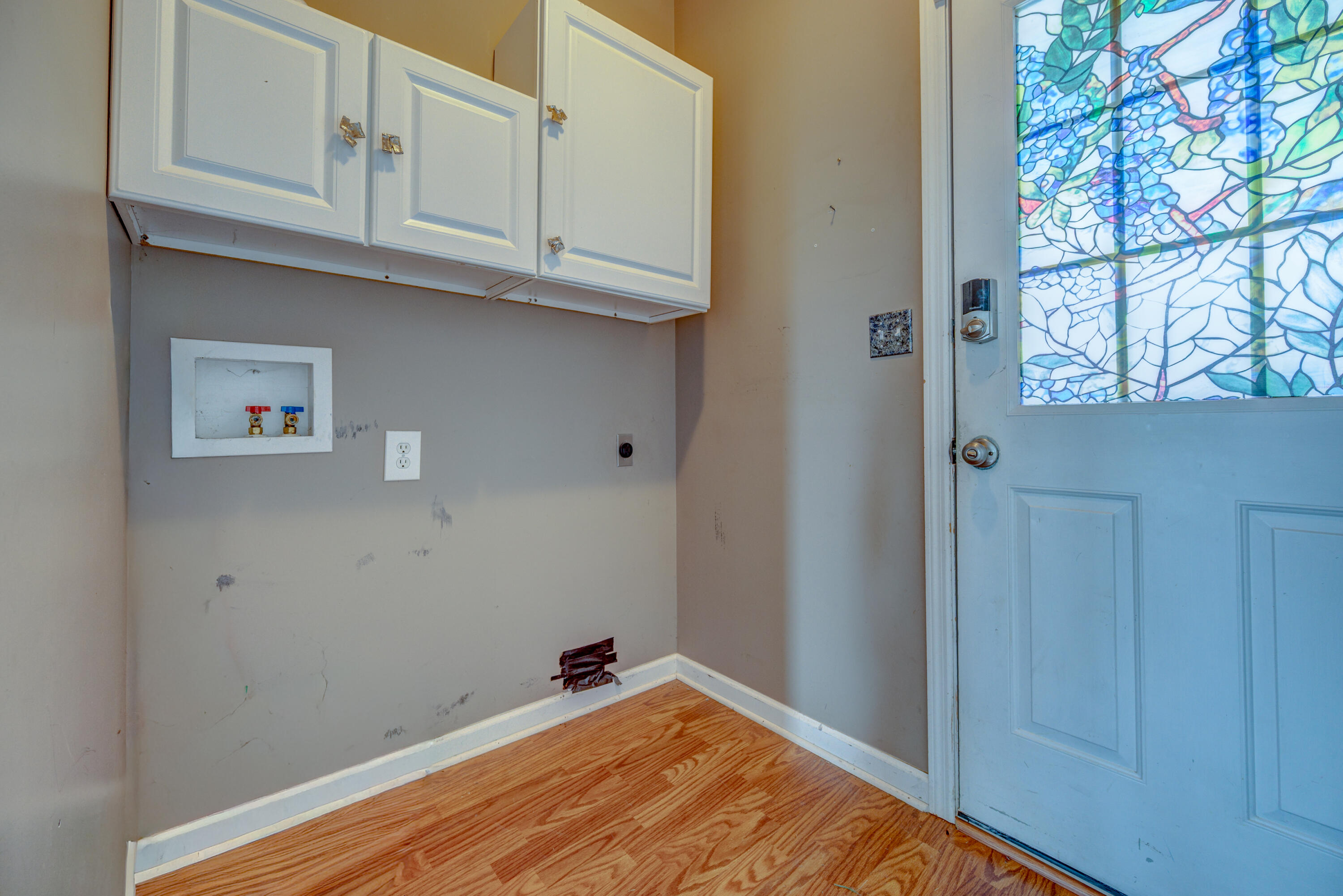 198 Iwanna Loop Property Photo 46