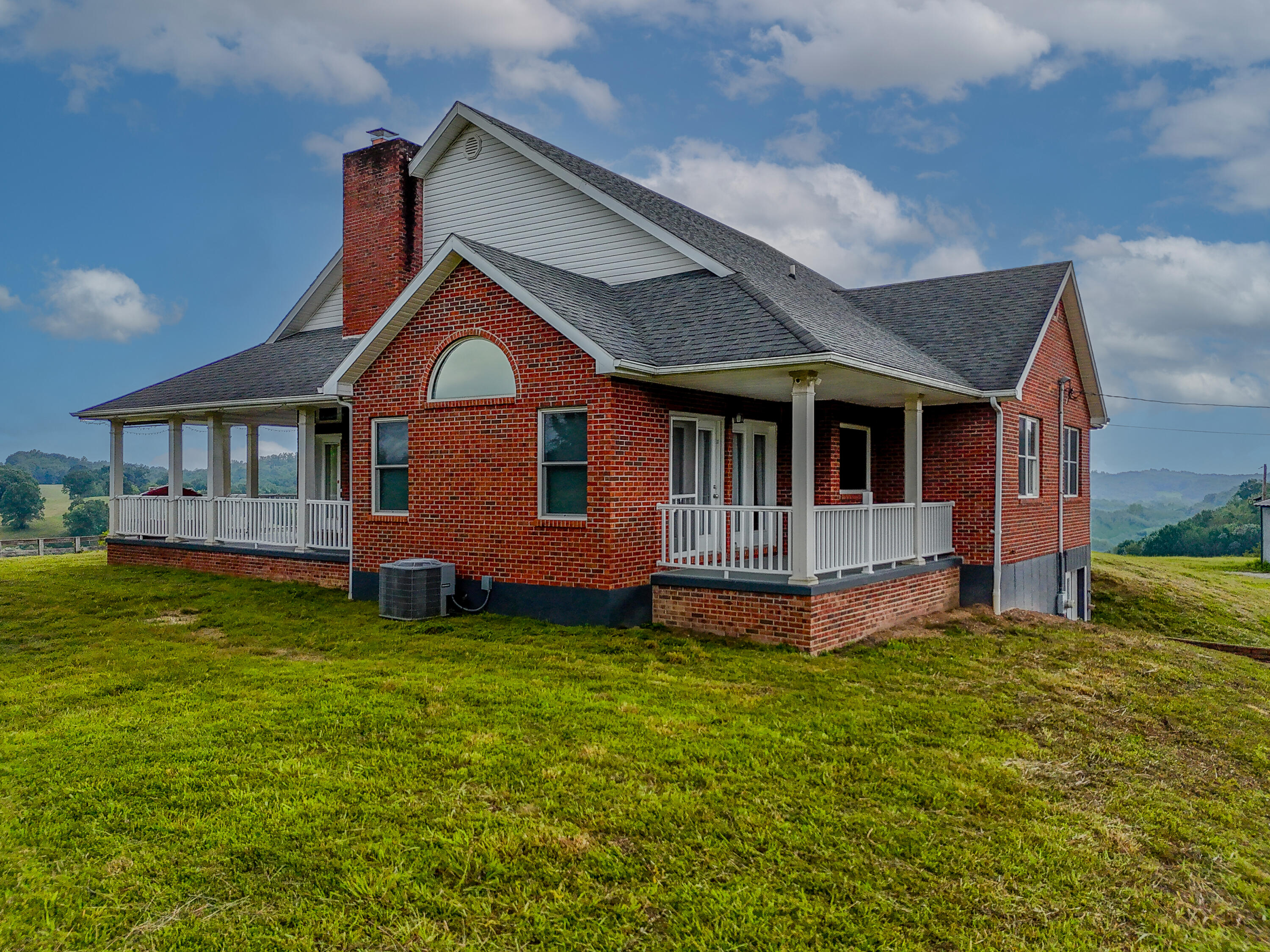 198 Iwanna Loop Property Photo 50
