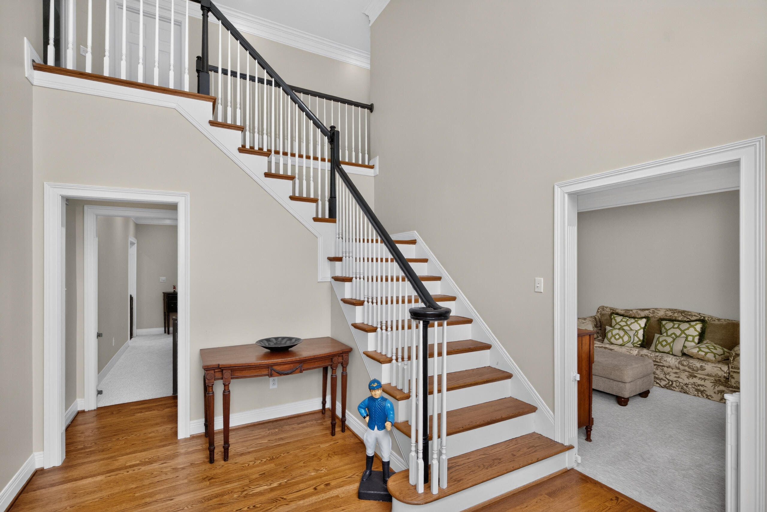 1237 Sherborne Place Property Photo 5