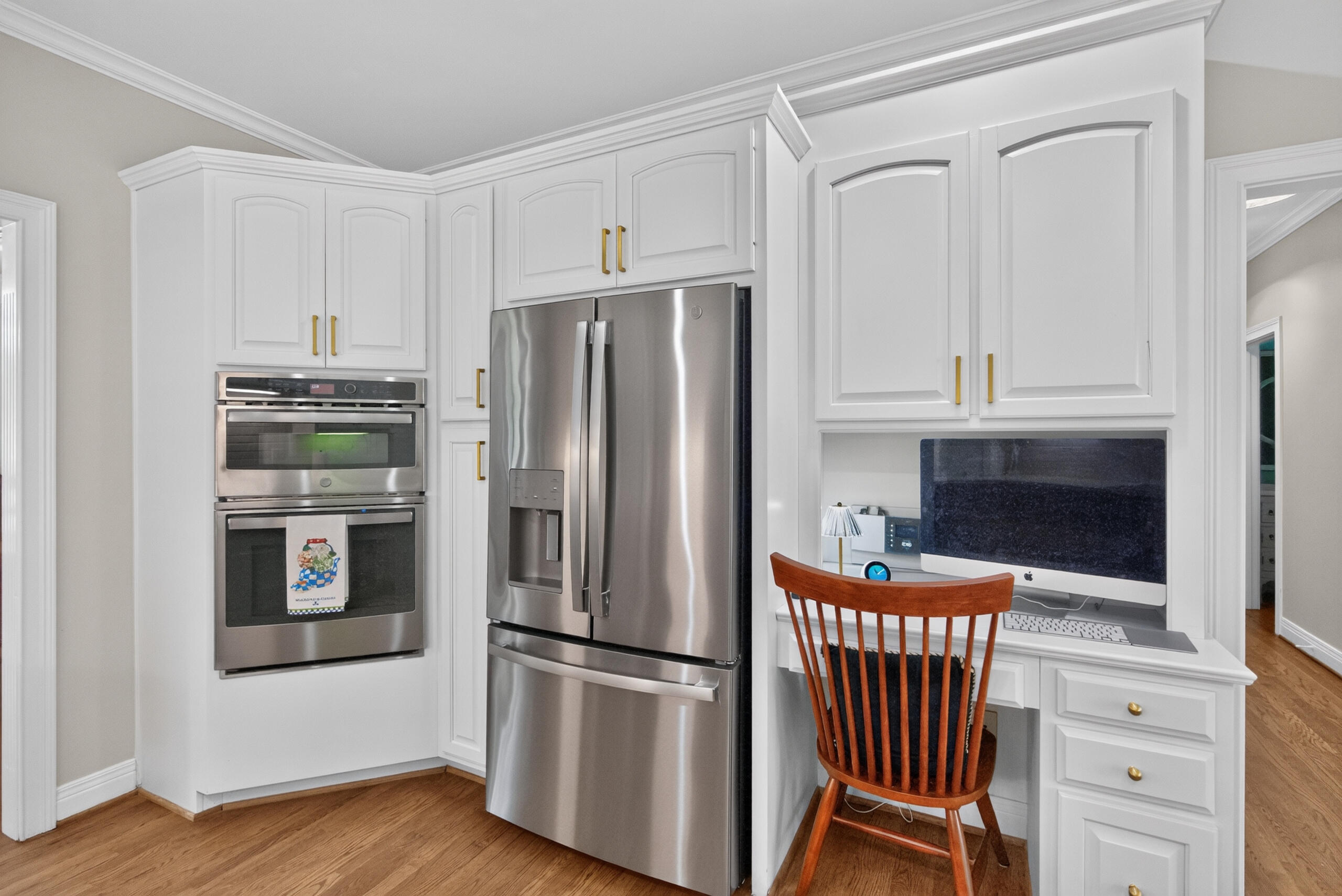 1237 Sherborne Place Property Photo 8