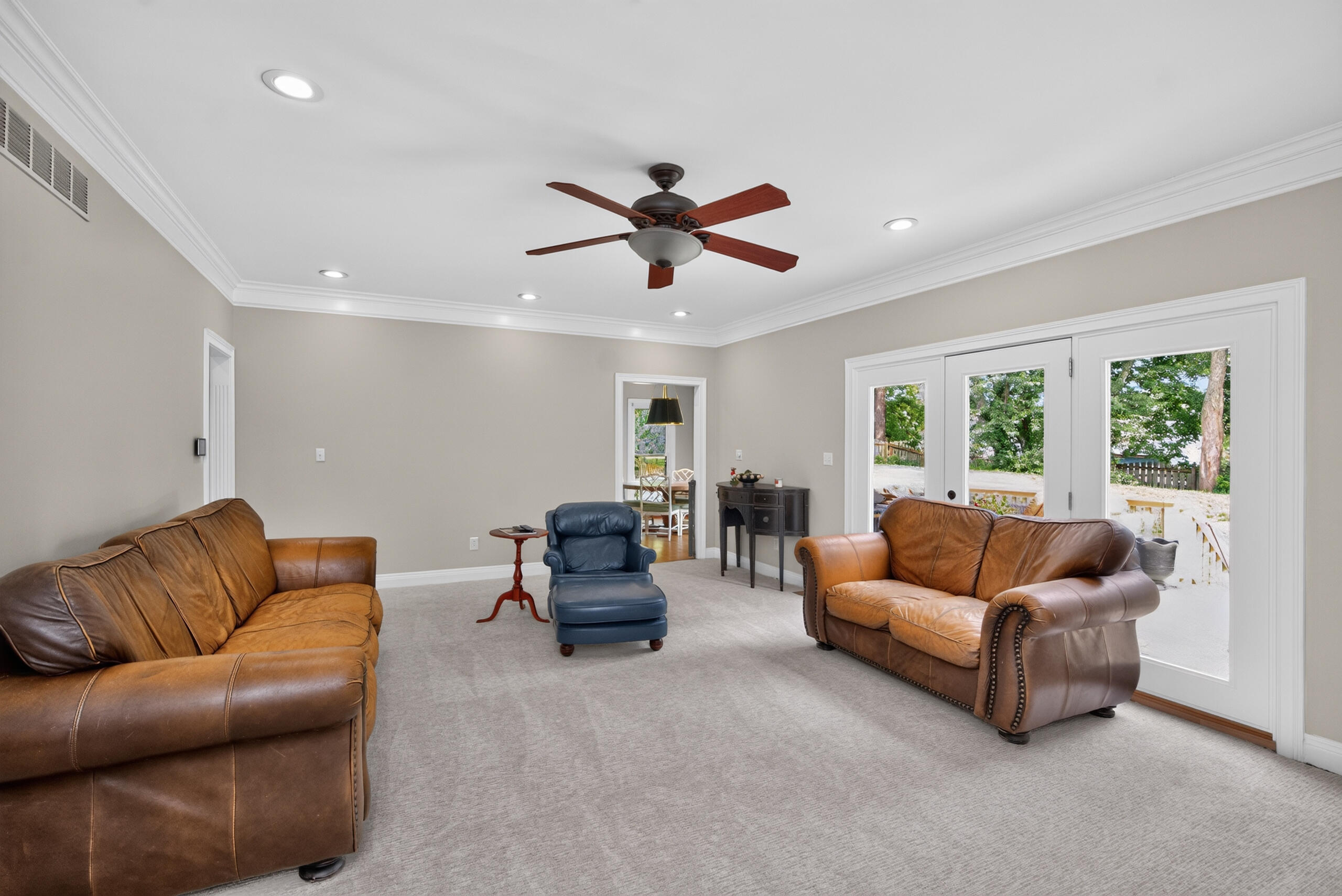 1237 Sherborne Place Property Photo 14