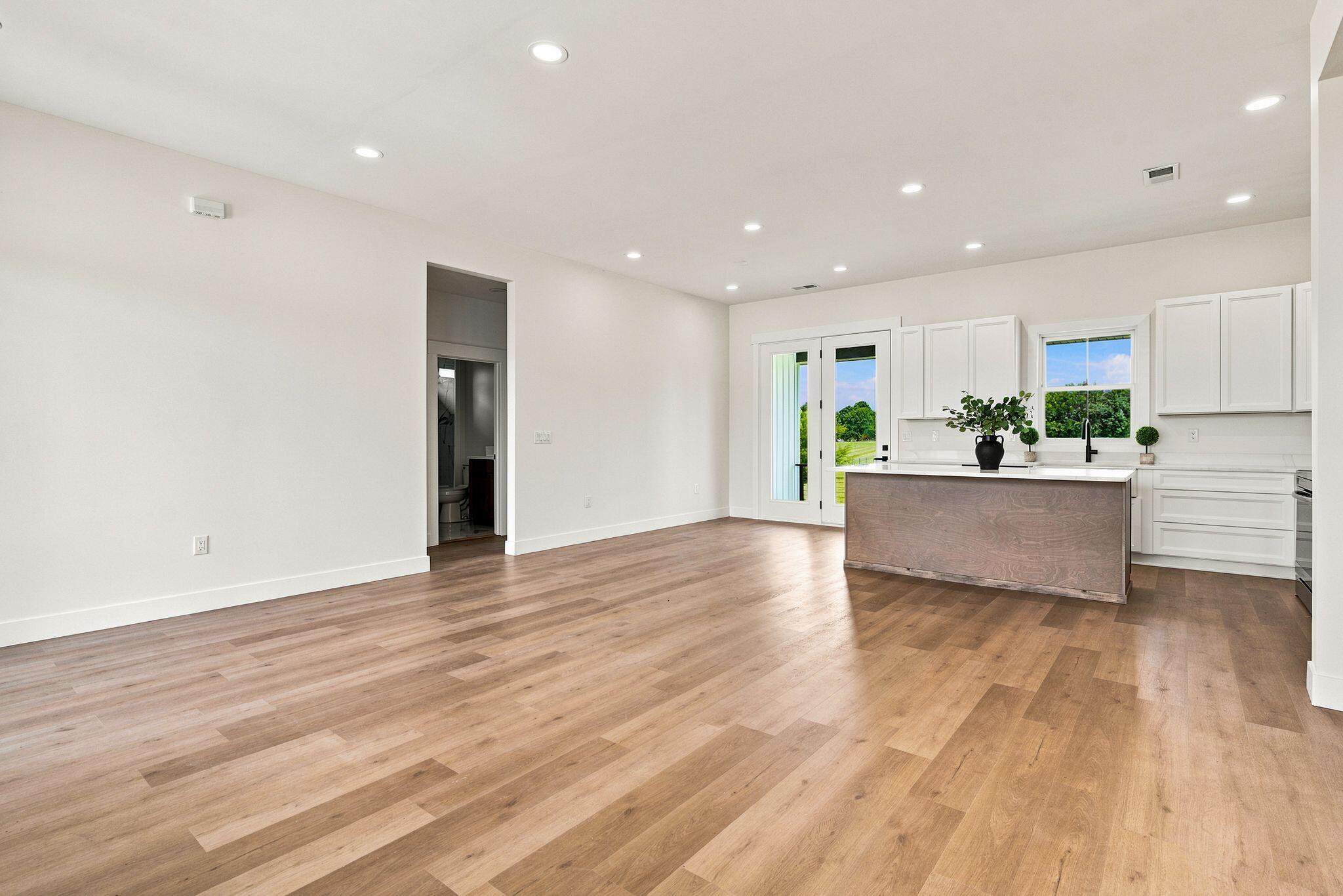 105 Dorton Drive Property Photo 8