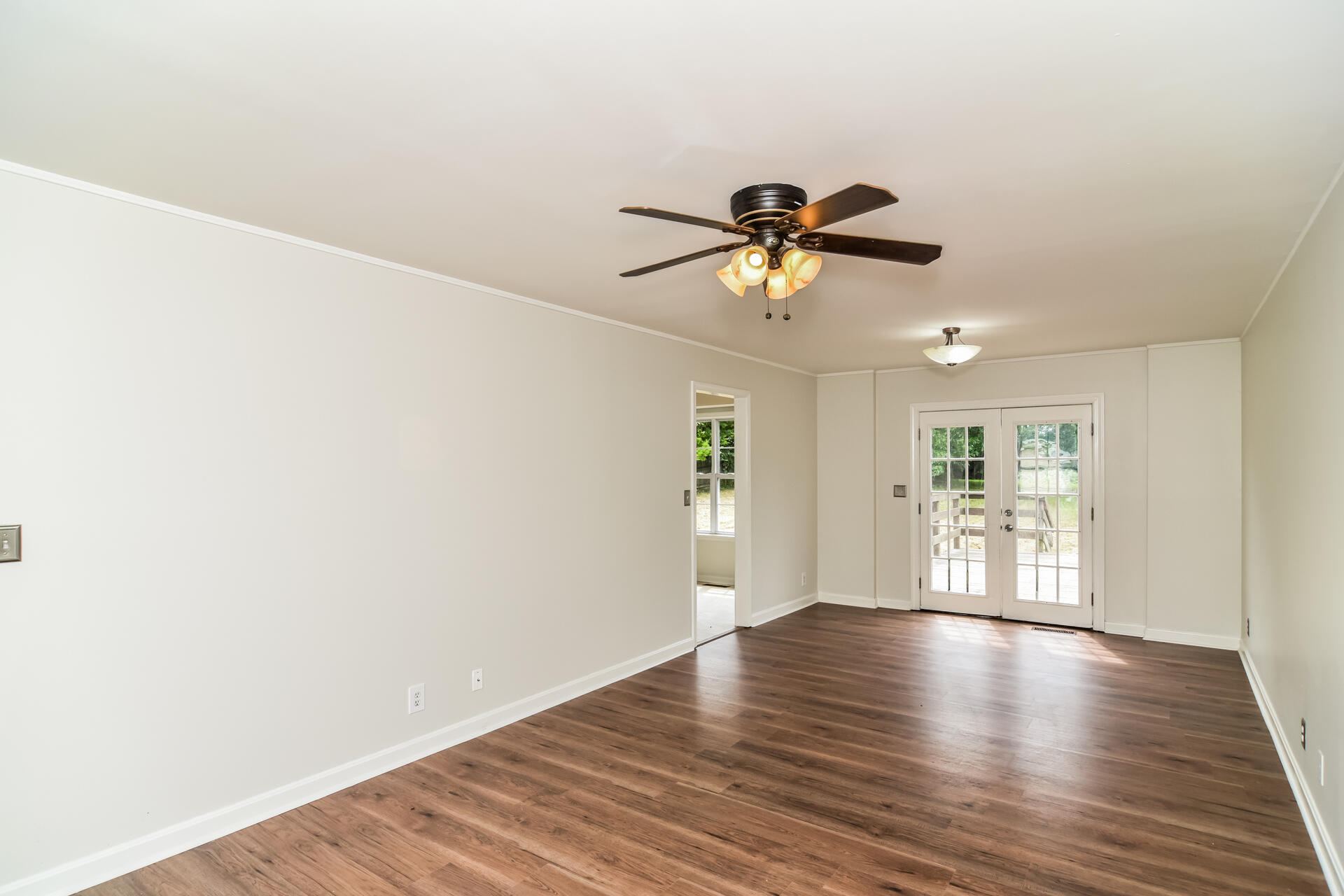 224 Pappy Drive Property Photo 8
