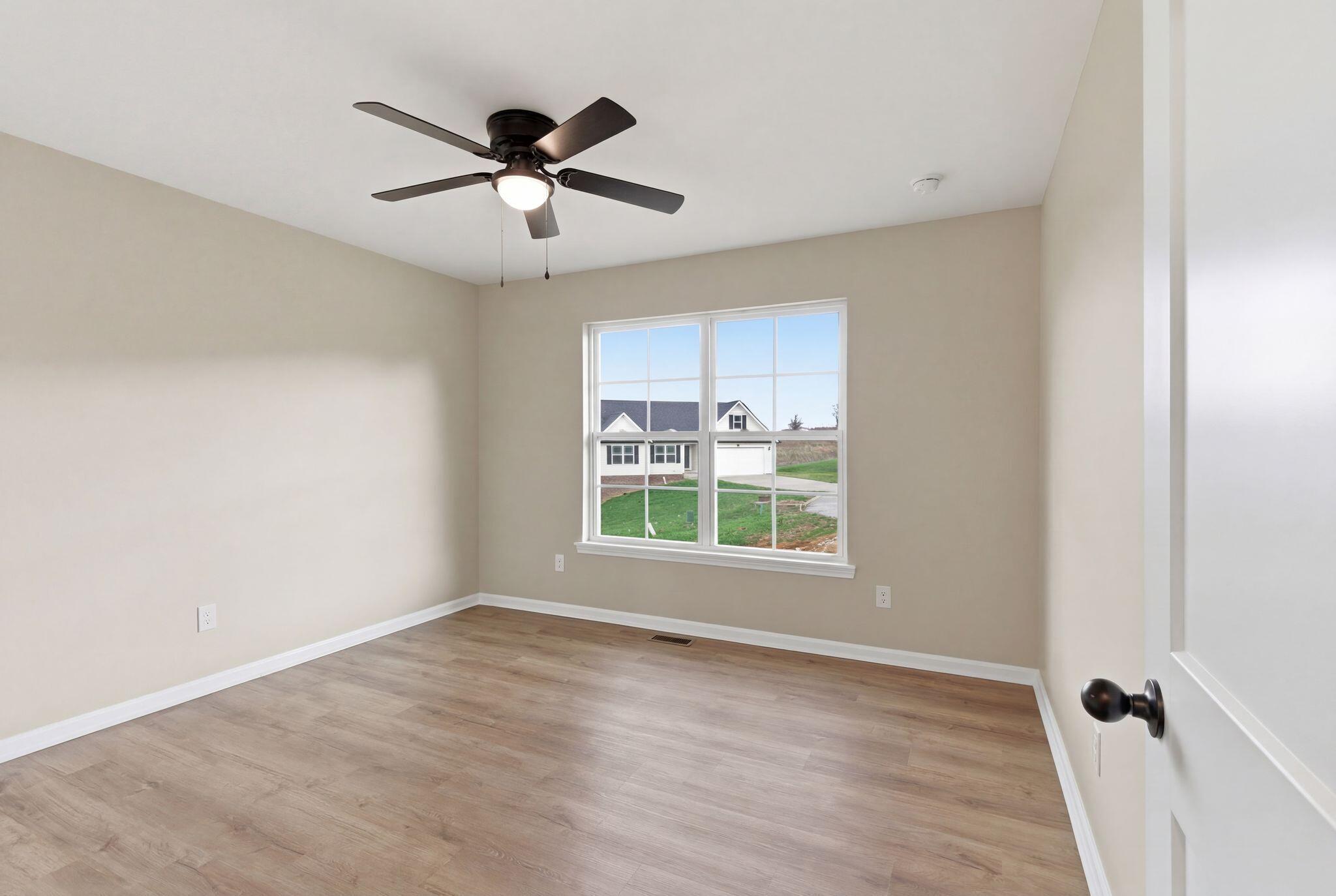 509 Lucombe Circle Property Photo 29