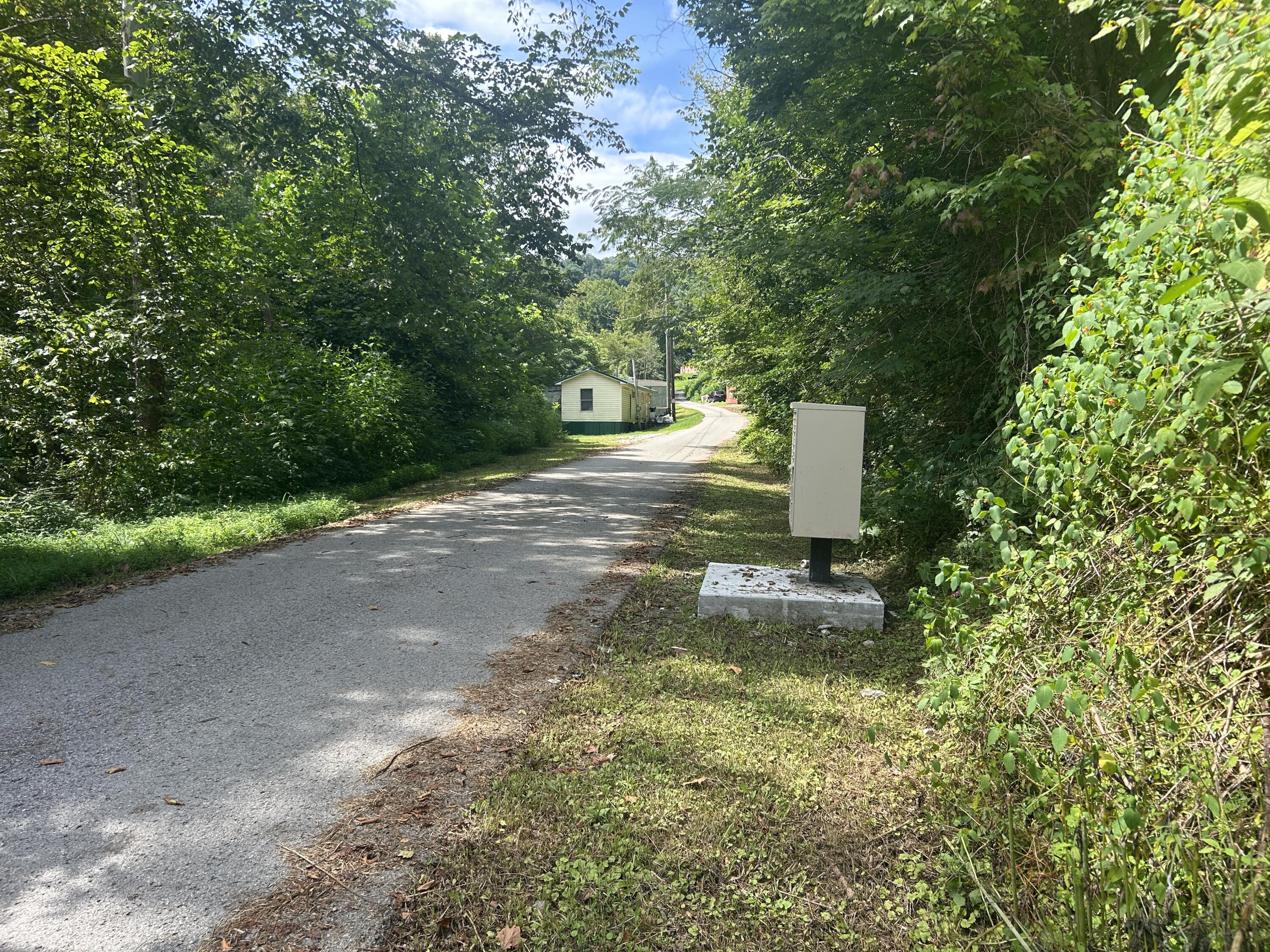 202 Billy G Property Photo 1