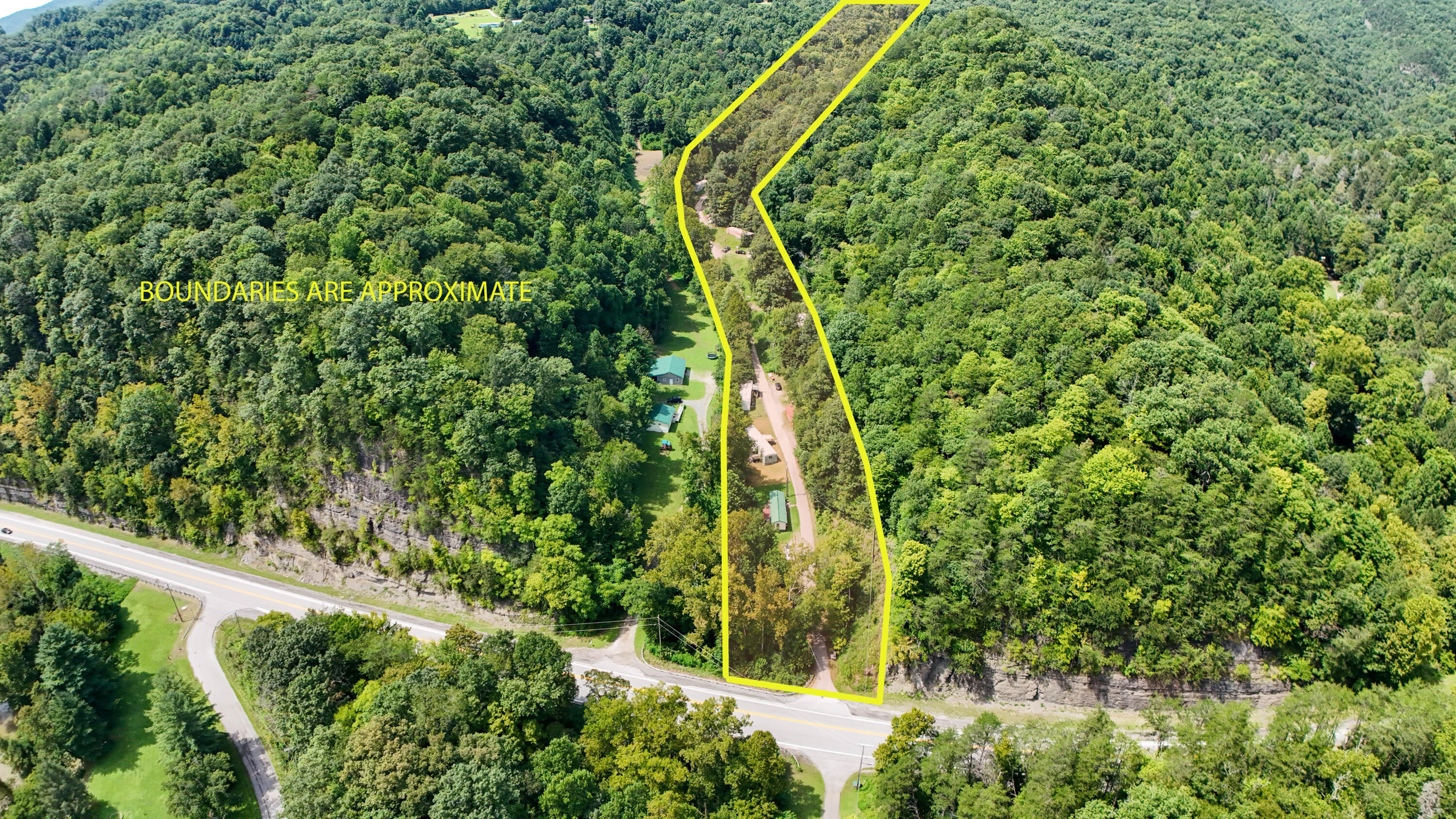 202 Billy G Hollow Property Photo 2