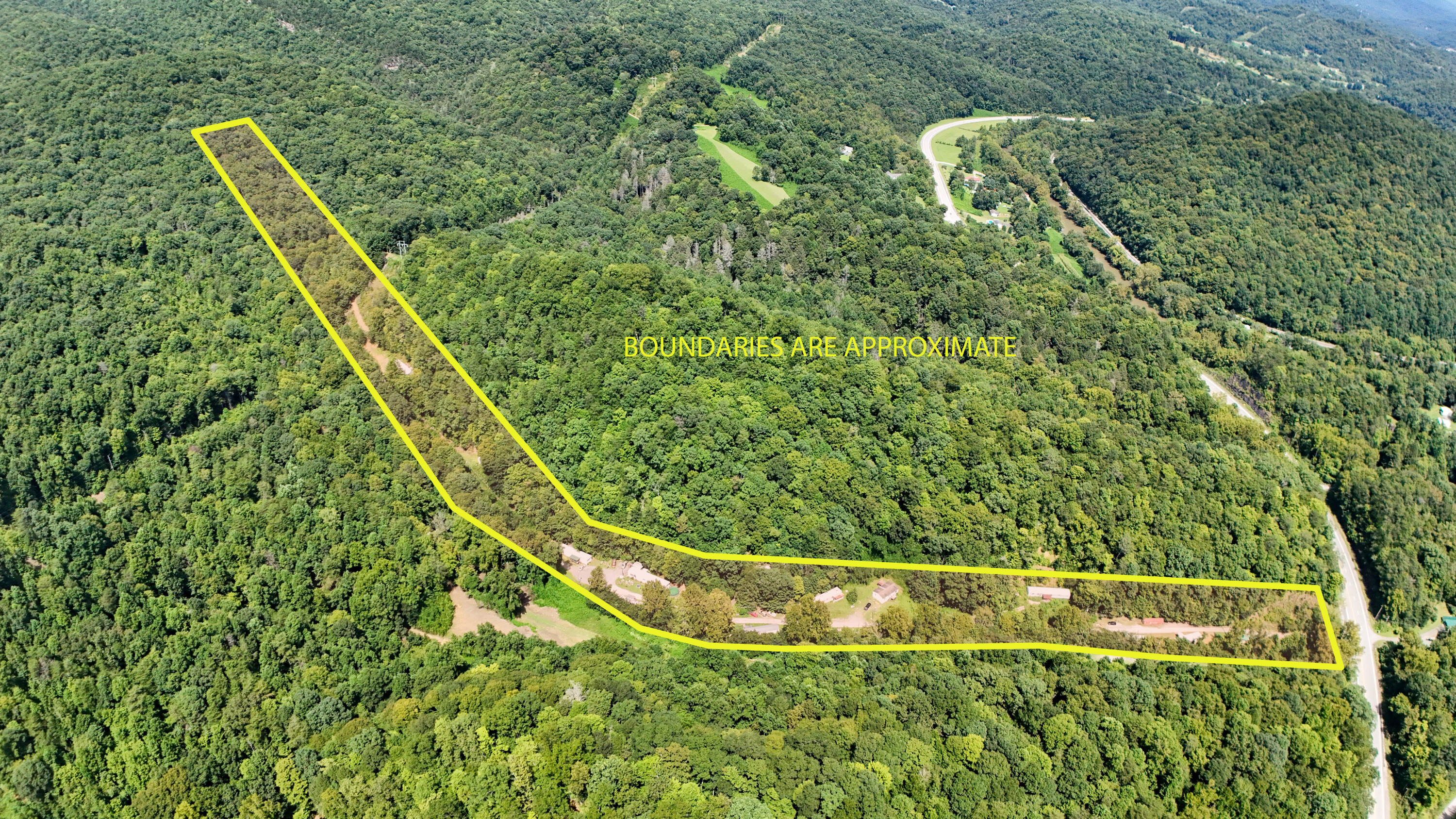 202 Billy G Hollow Property Photo 4