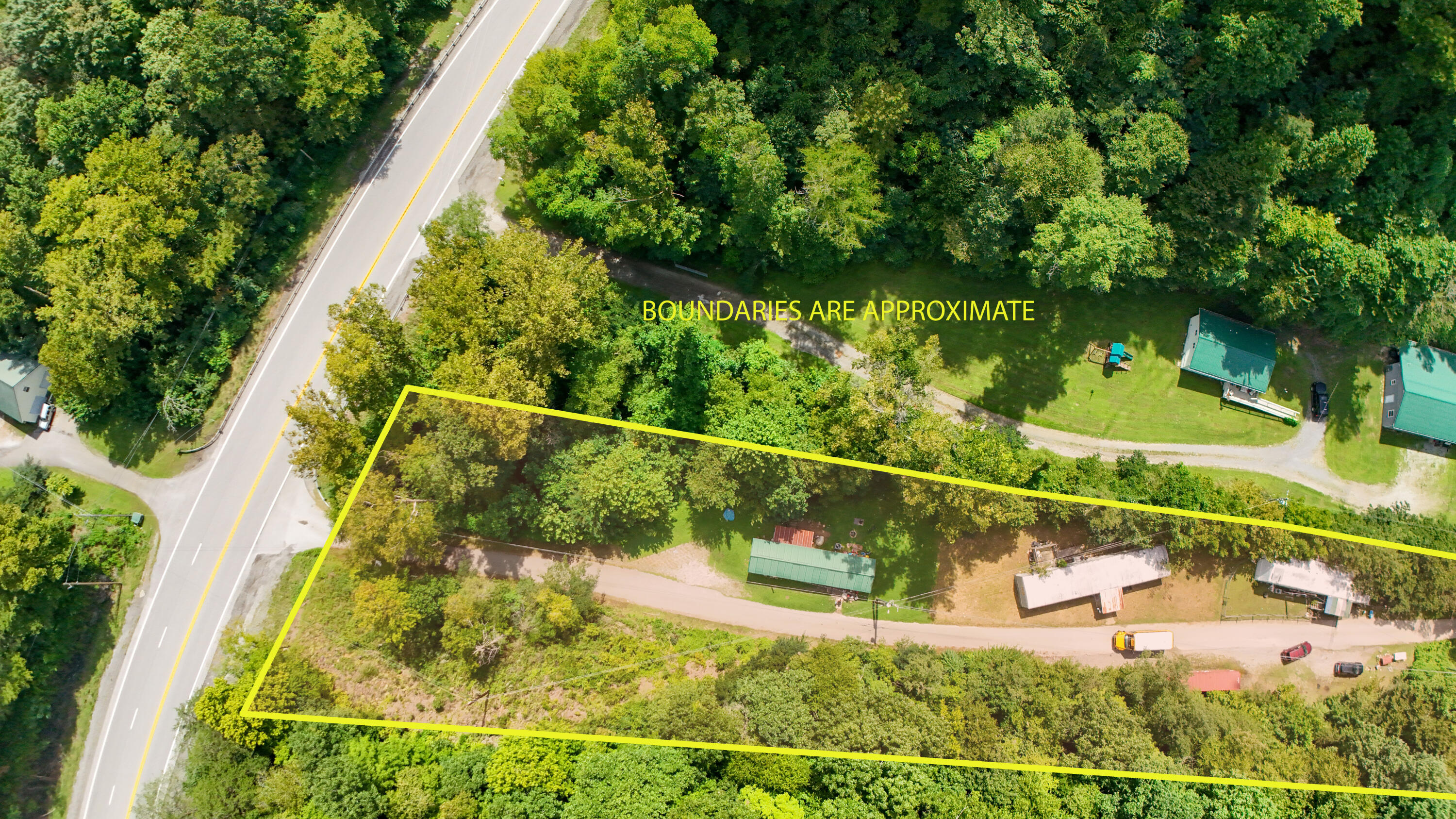202 Billy G Hollow Property Photo 6