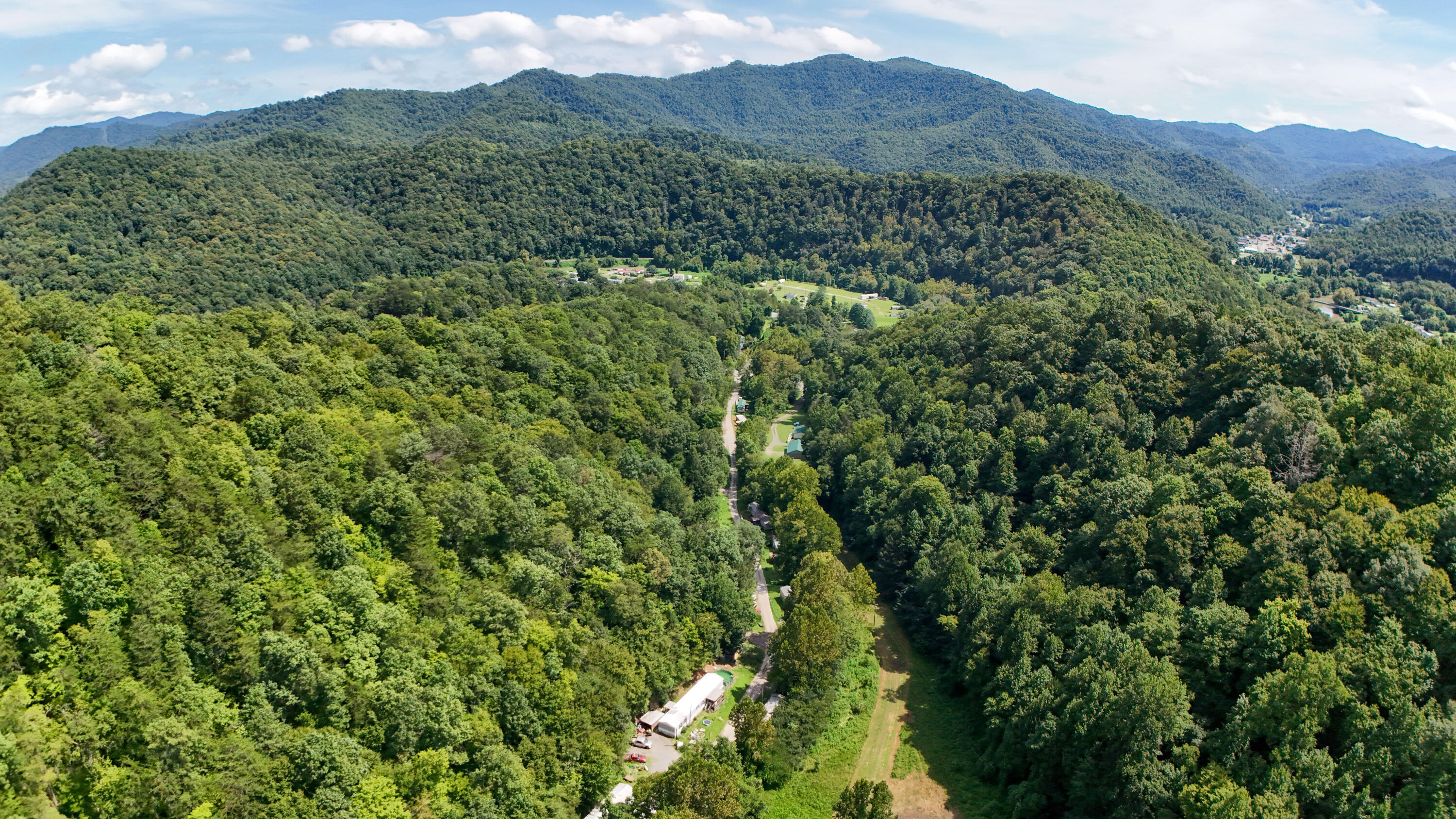 202 Billy G Hollow Property Photo 18