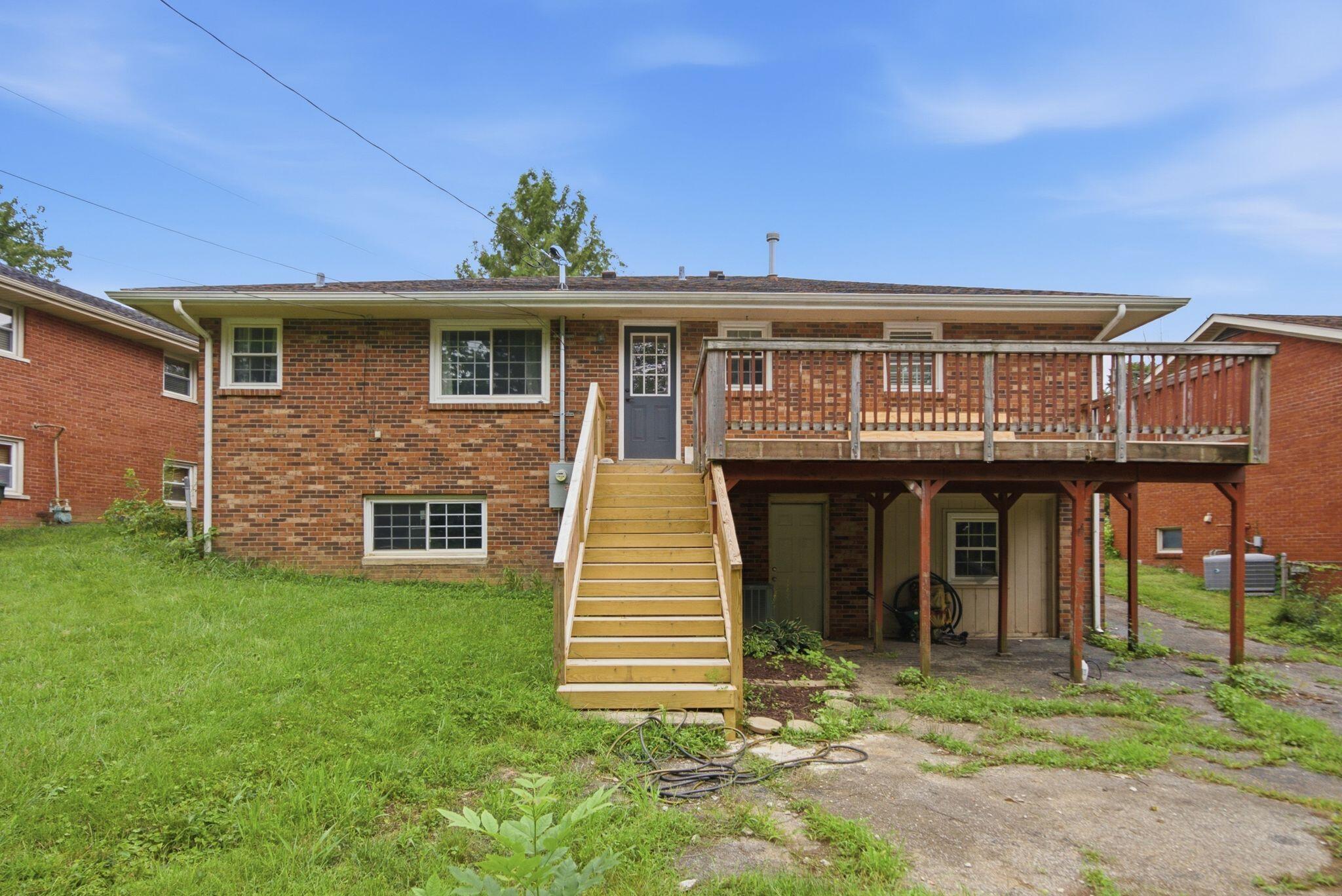 563 Bishop Drive Property Photo 23