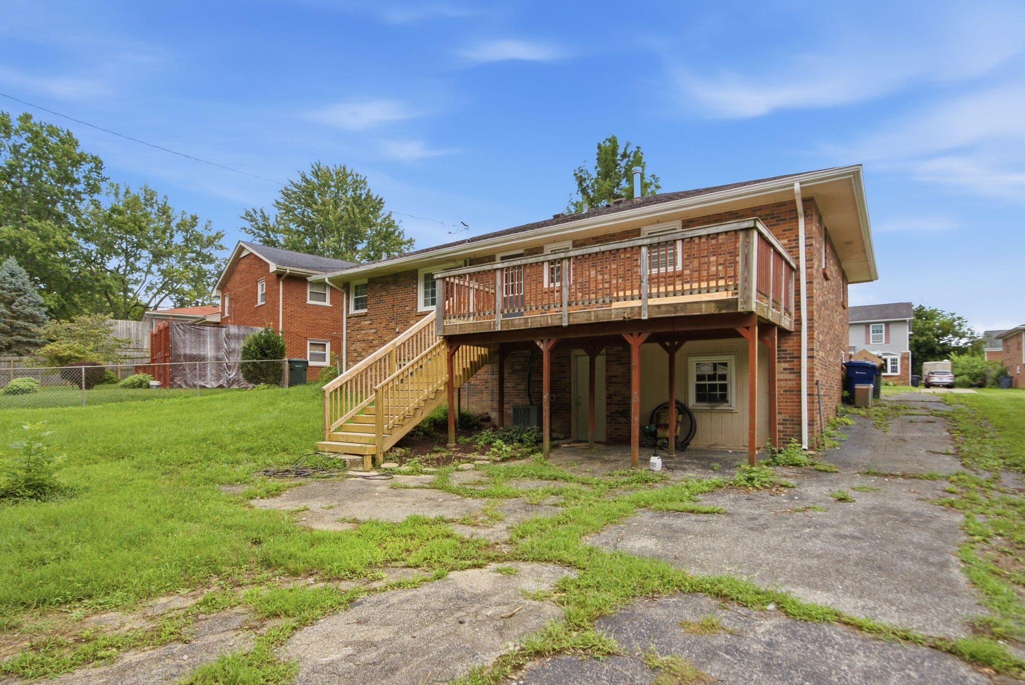 563 Bishop Drive Property Photo 32