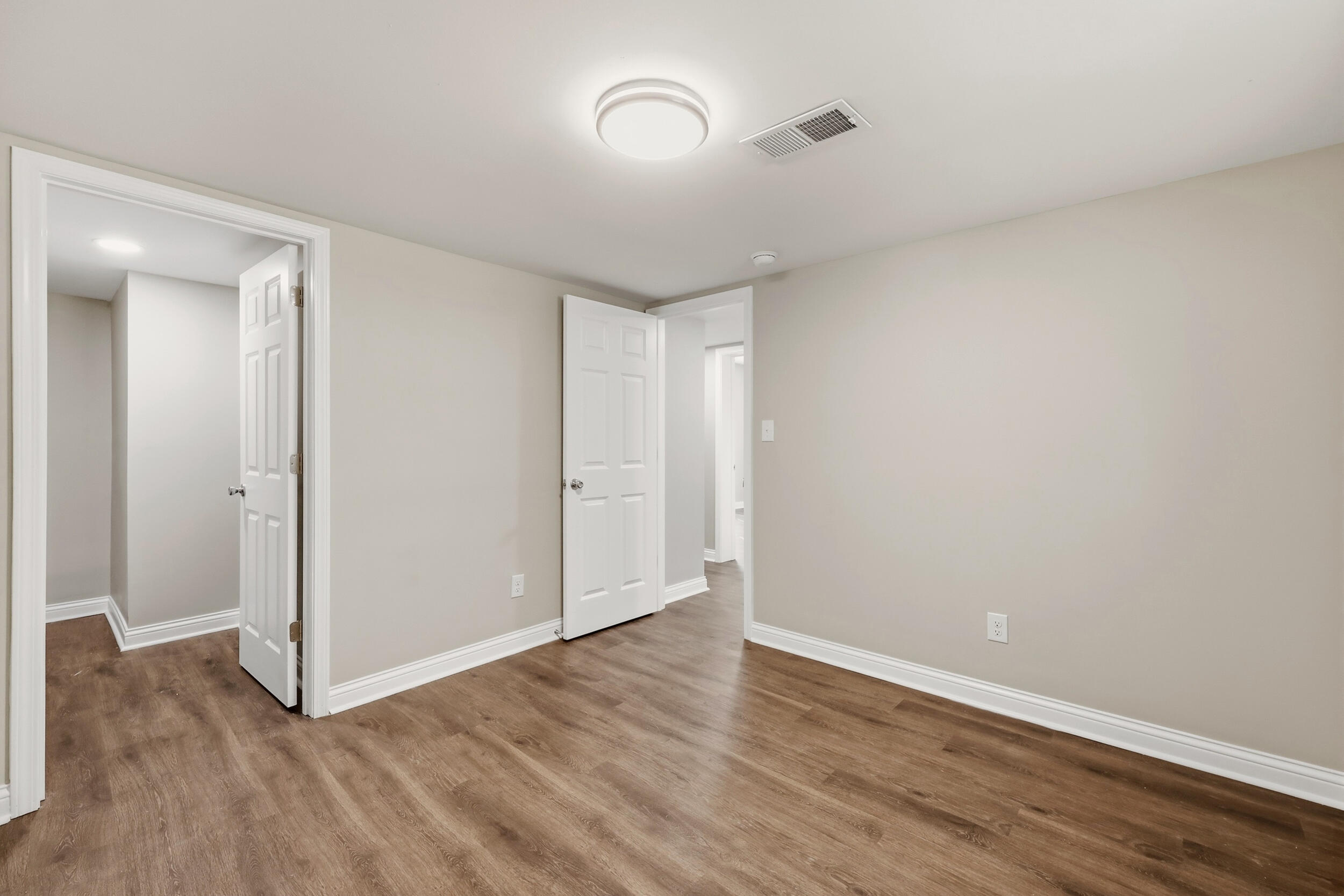 423 Roosevelt Boulevard Property Photo 16