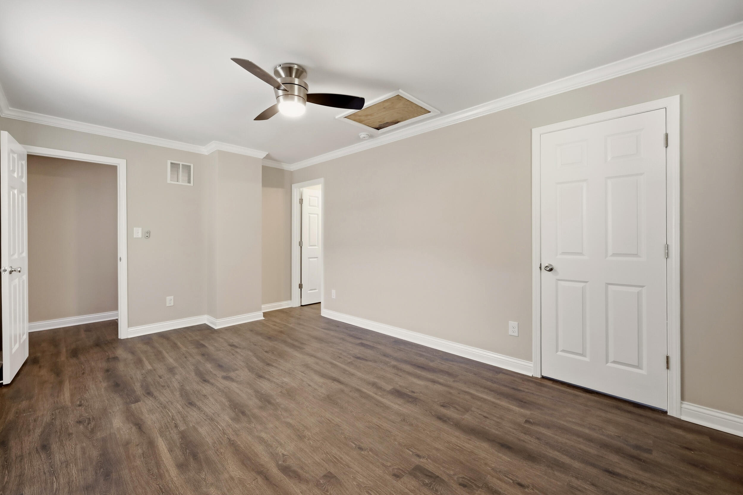 423 Roosevelt Boulevard Property Photo 24