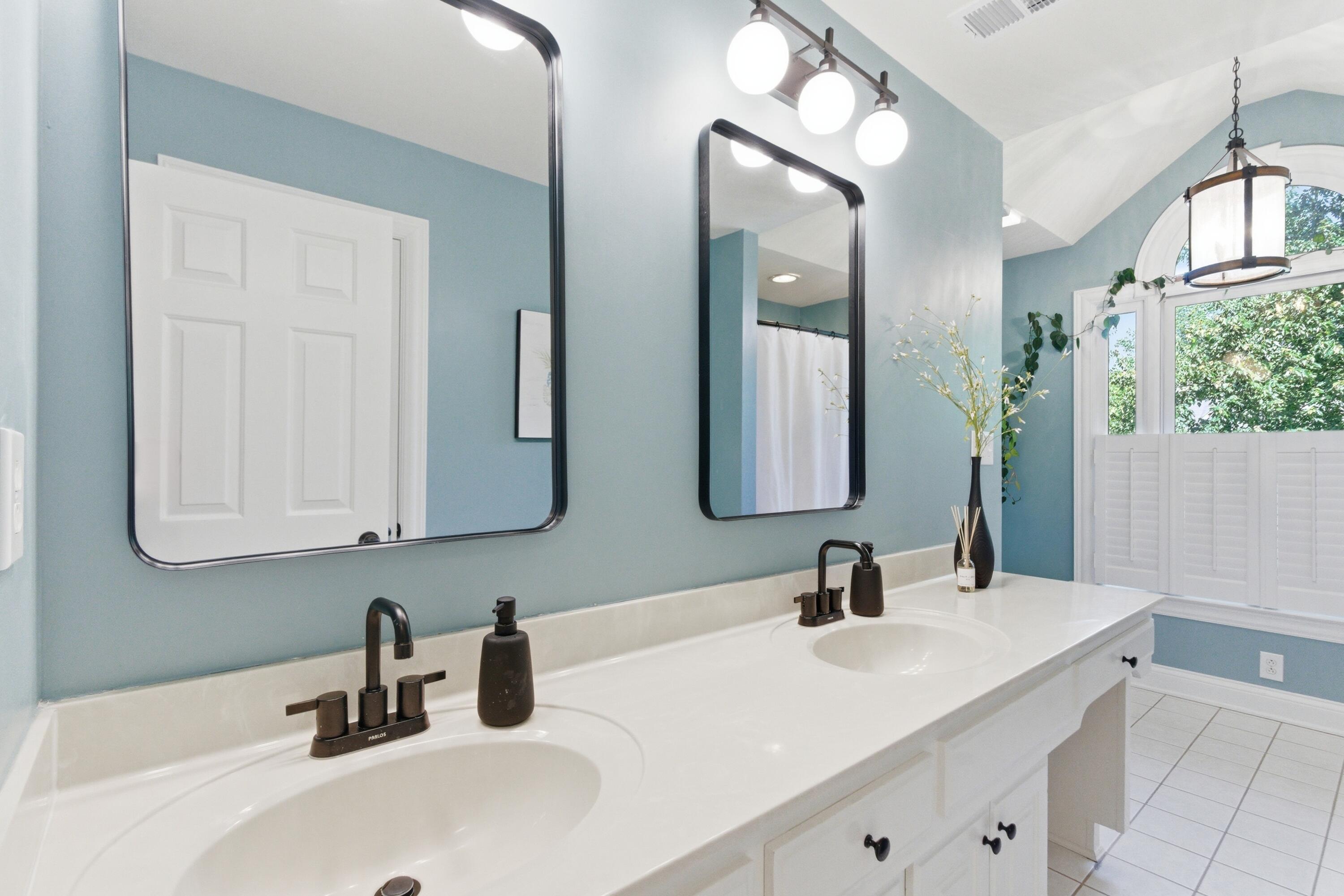 4132 John Alden Lane Property Photo 38