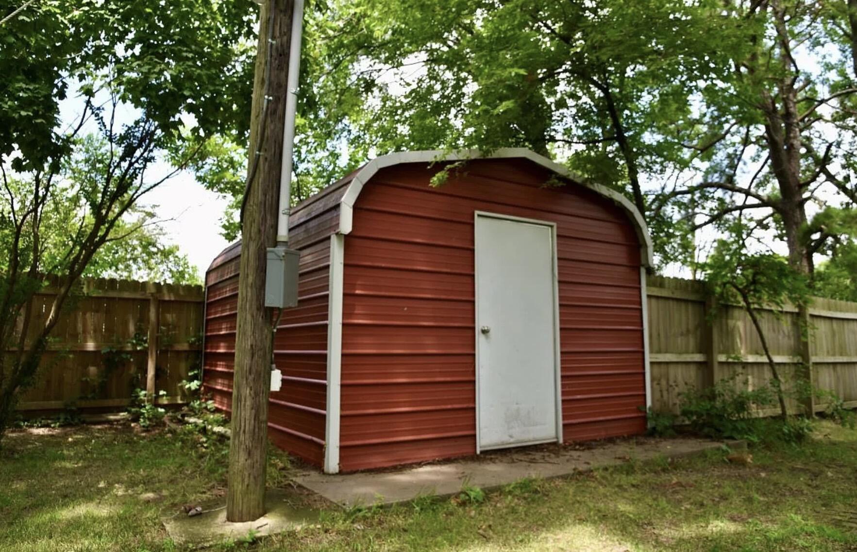 274 Brayboy Hadley Property Photo 16