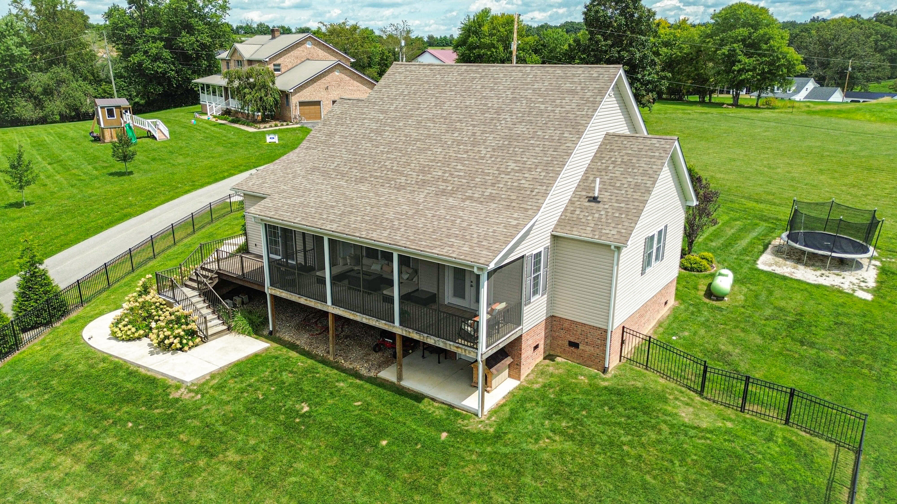 212 Mccoy Road Property Photo 2