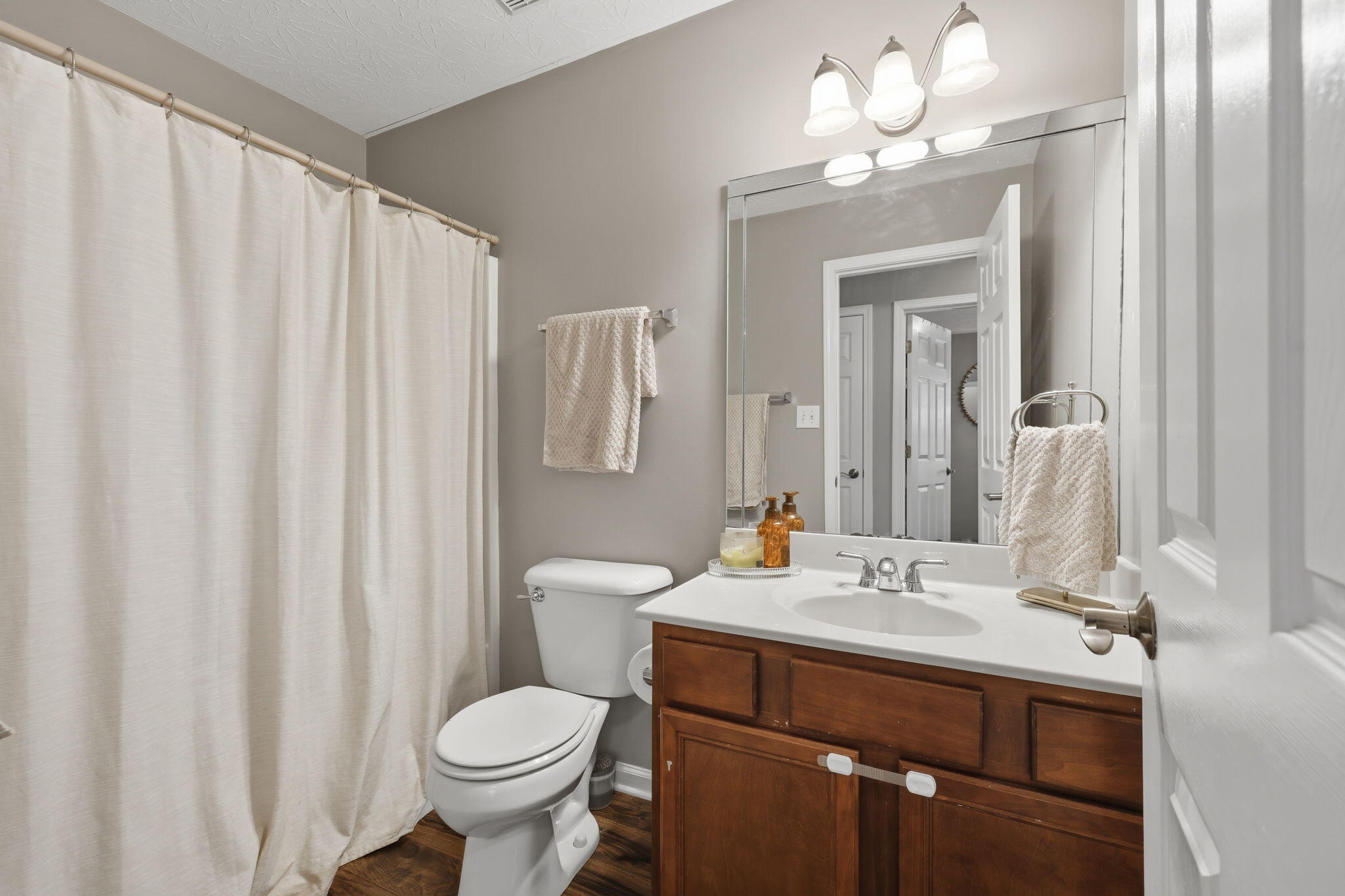 804 Winding Oak Trail Property Photo 37