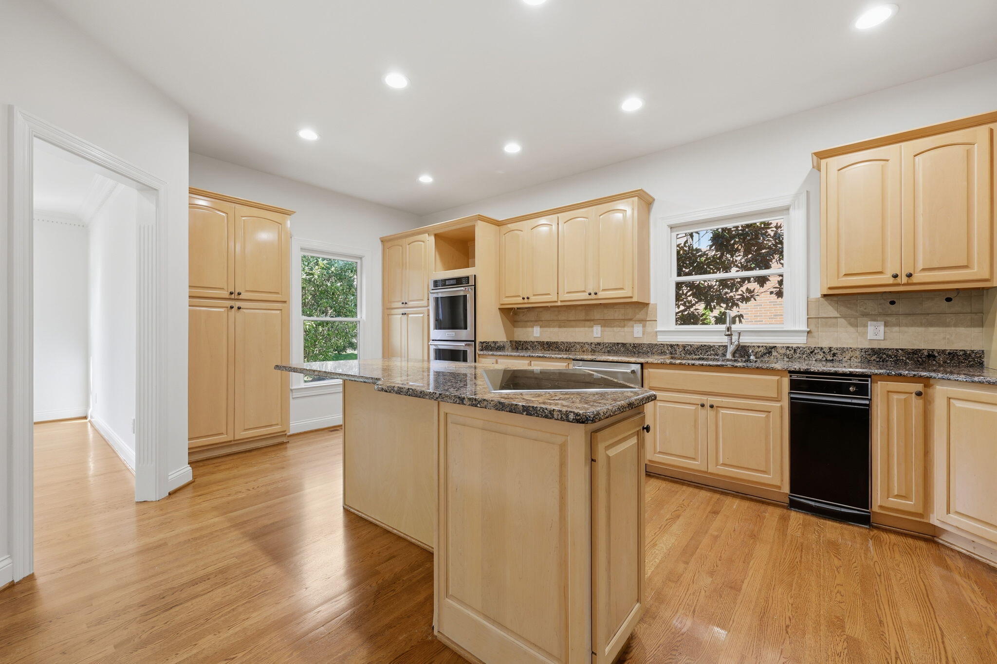 4044 Peppertree Drive Property Photo 14