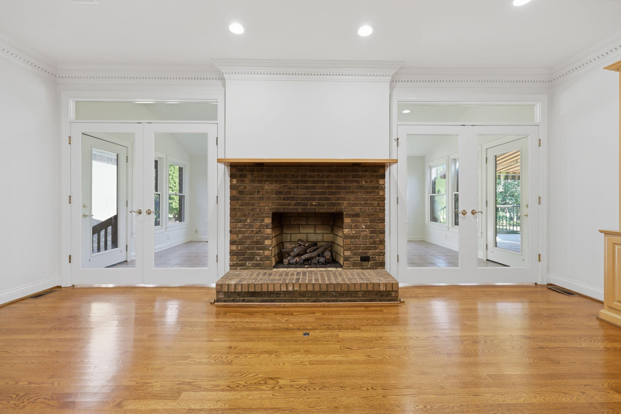 4044 Peppertree Drive Property Photo 33