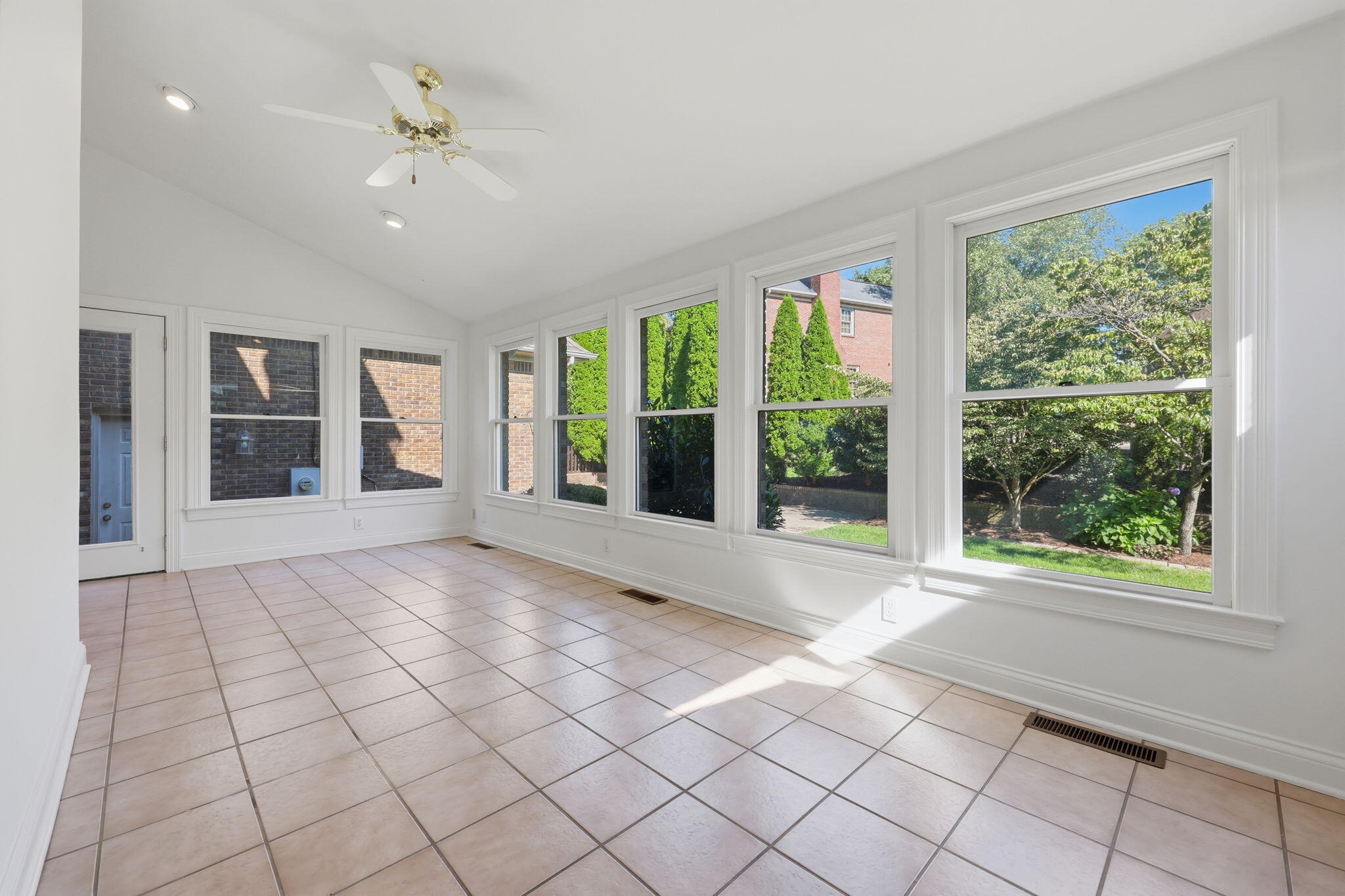 4044 Peppertree Drive Property Photo 35