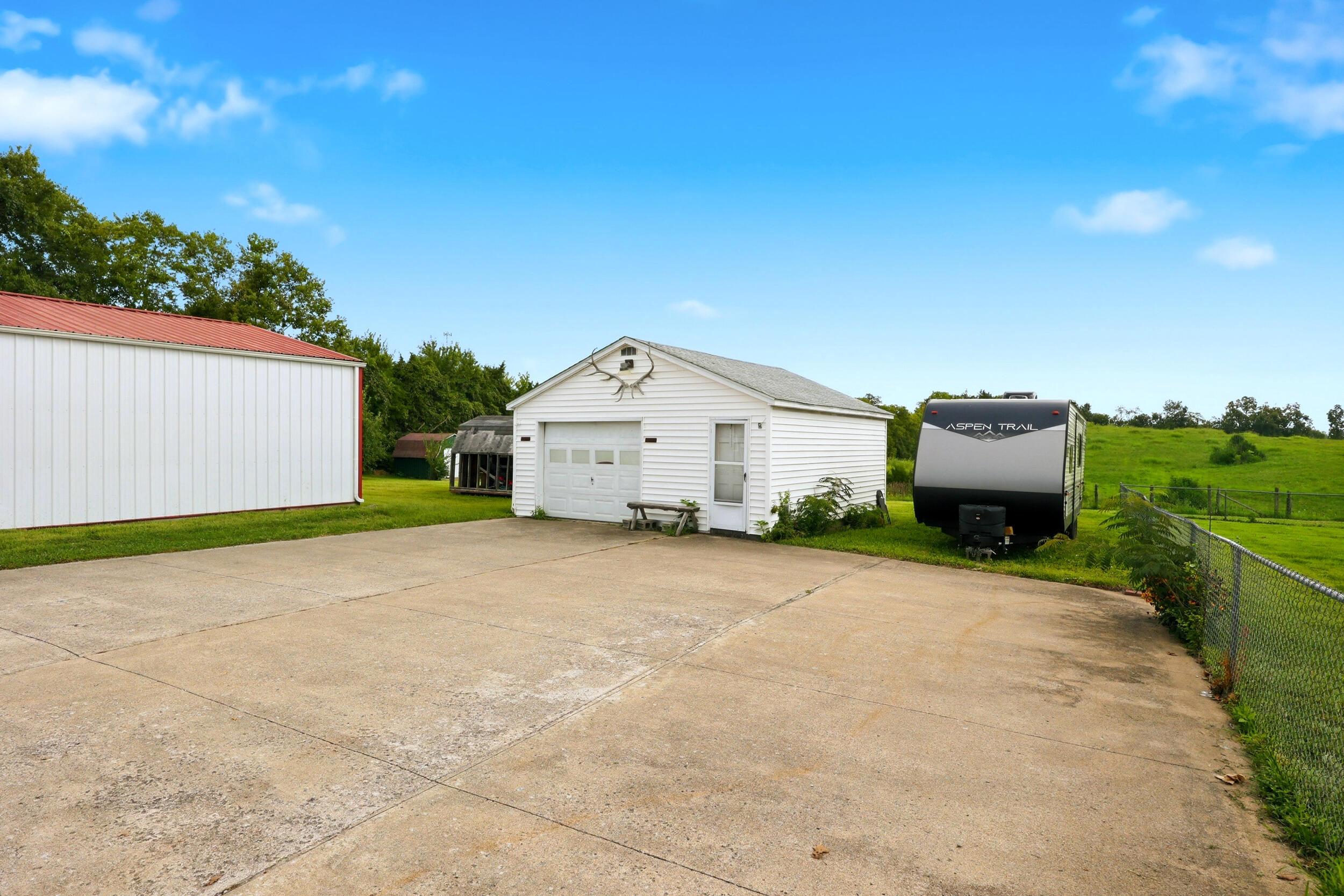 1181 Old Louisville Road Property Photo 44