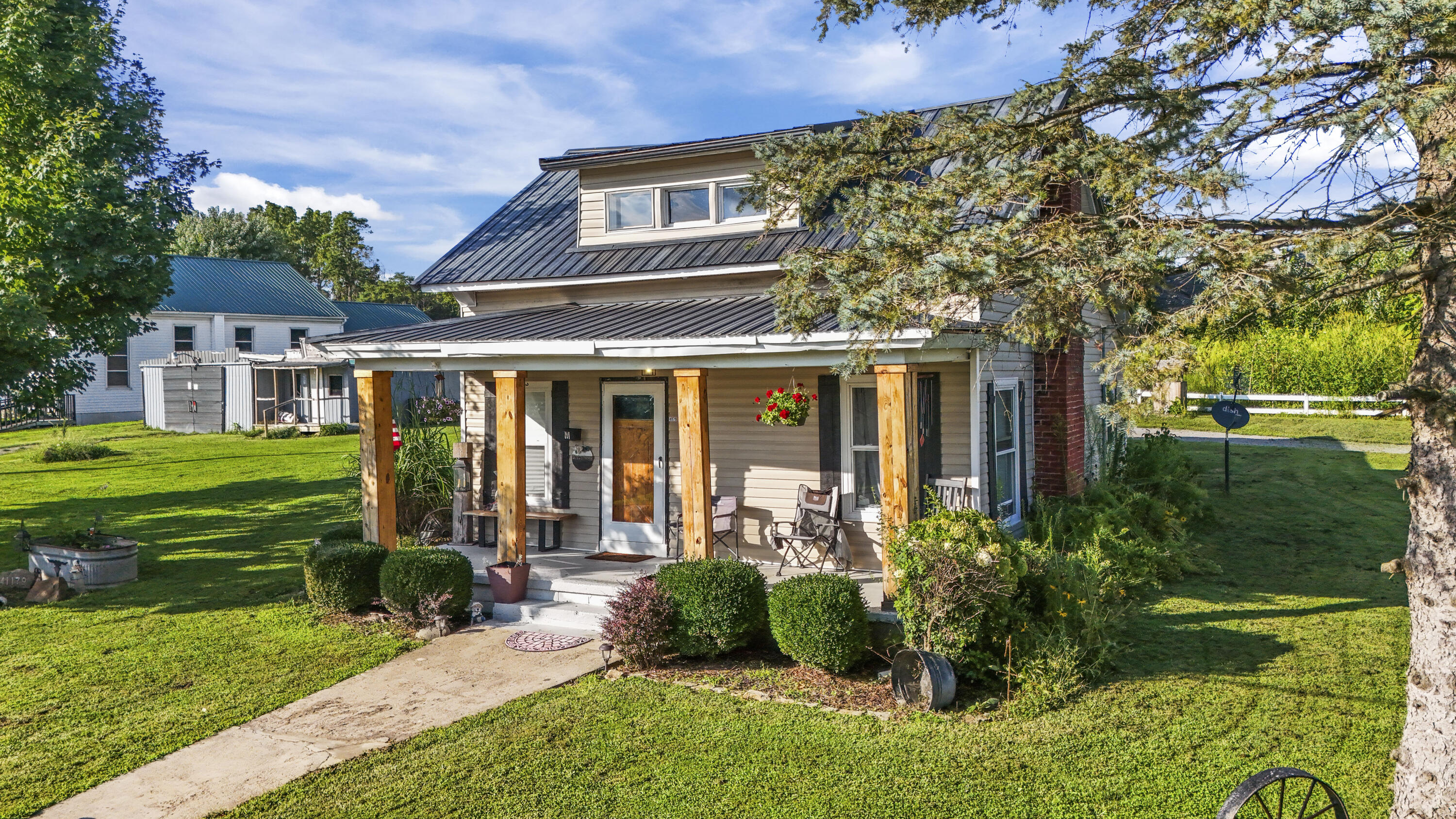 41179 U.s. 62 Property Photo 1