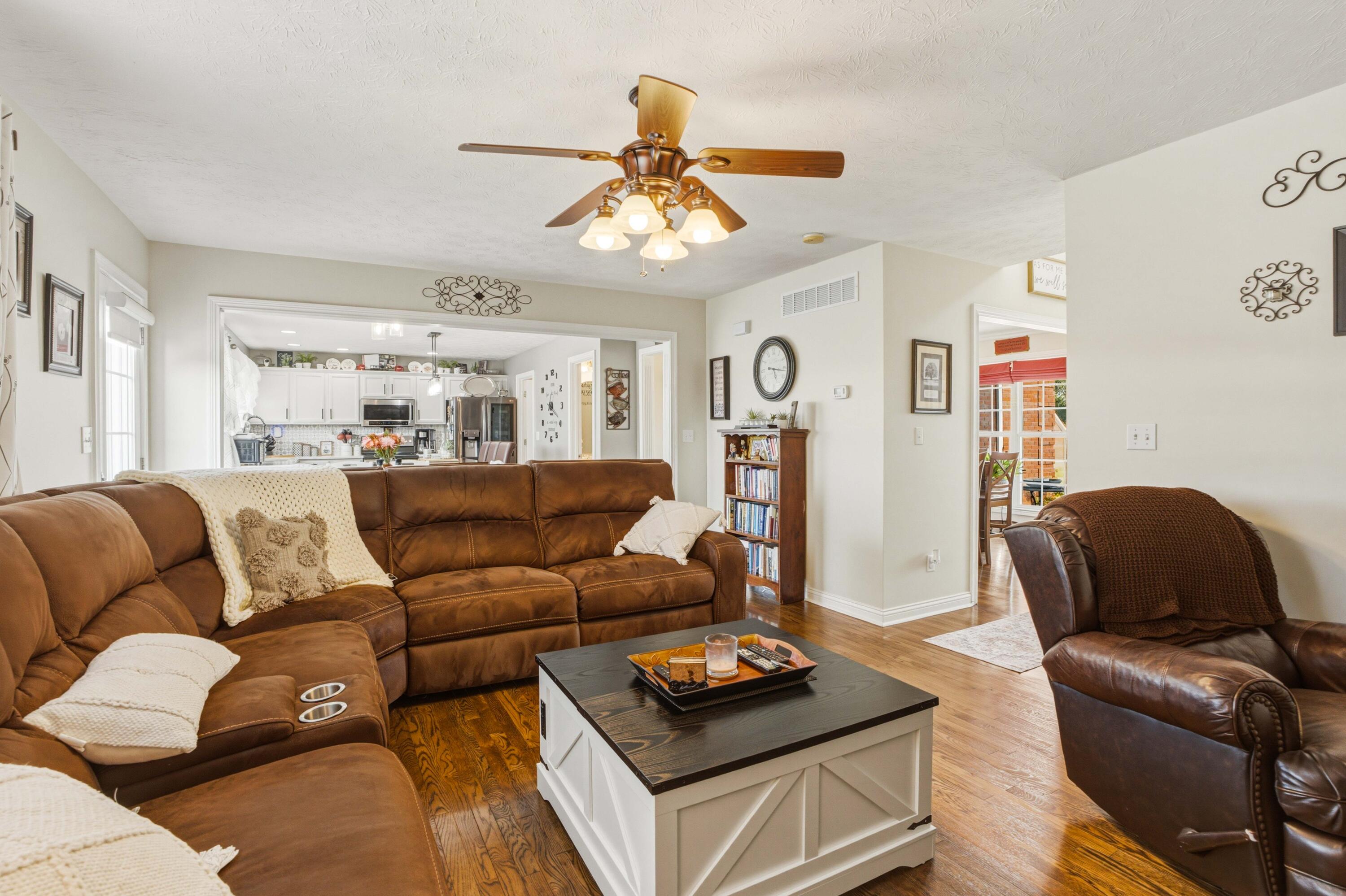 685 Lincoln Trace Property Photo 29