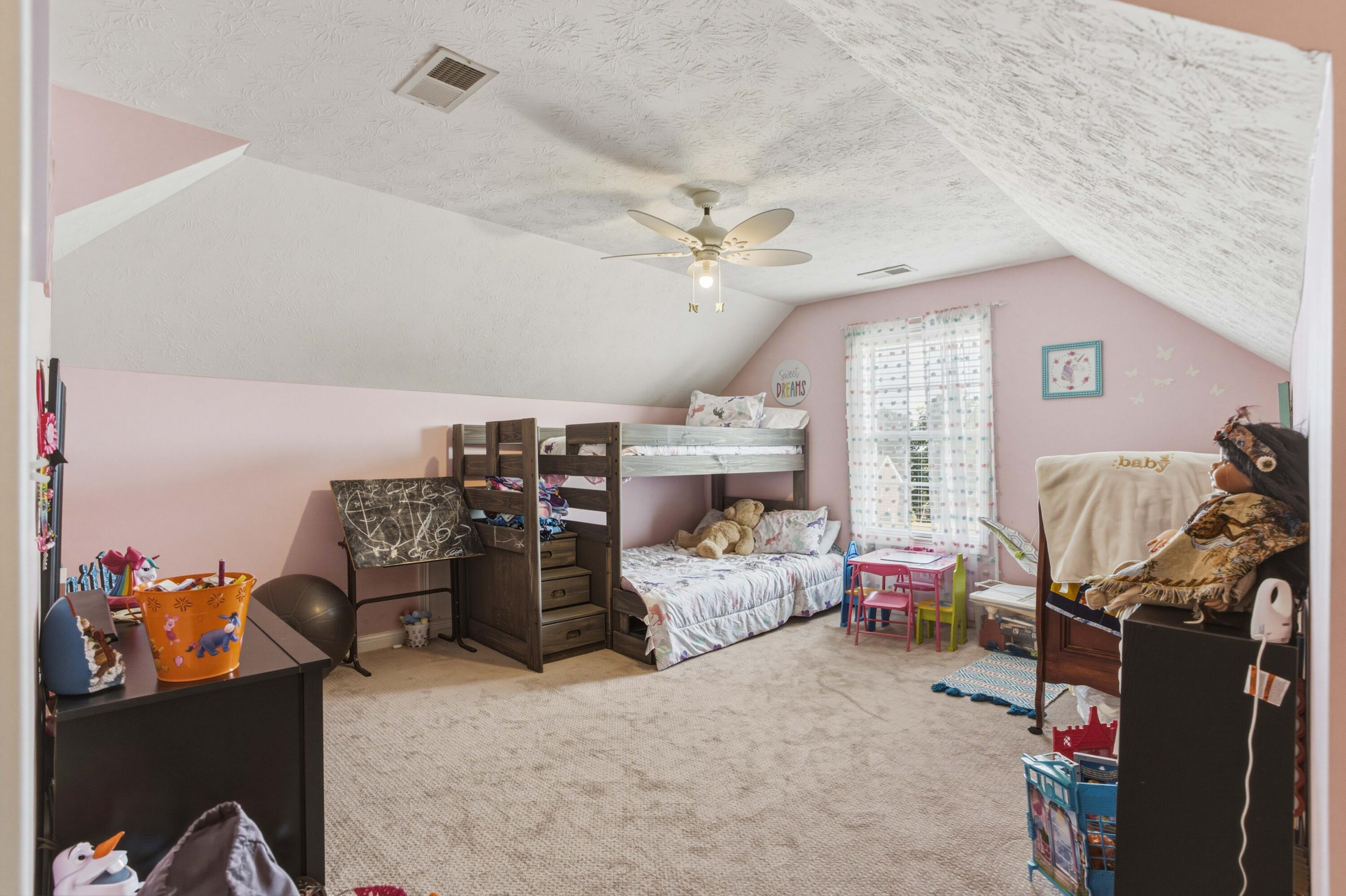 685 Lincoln Trace Property Photo 37