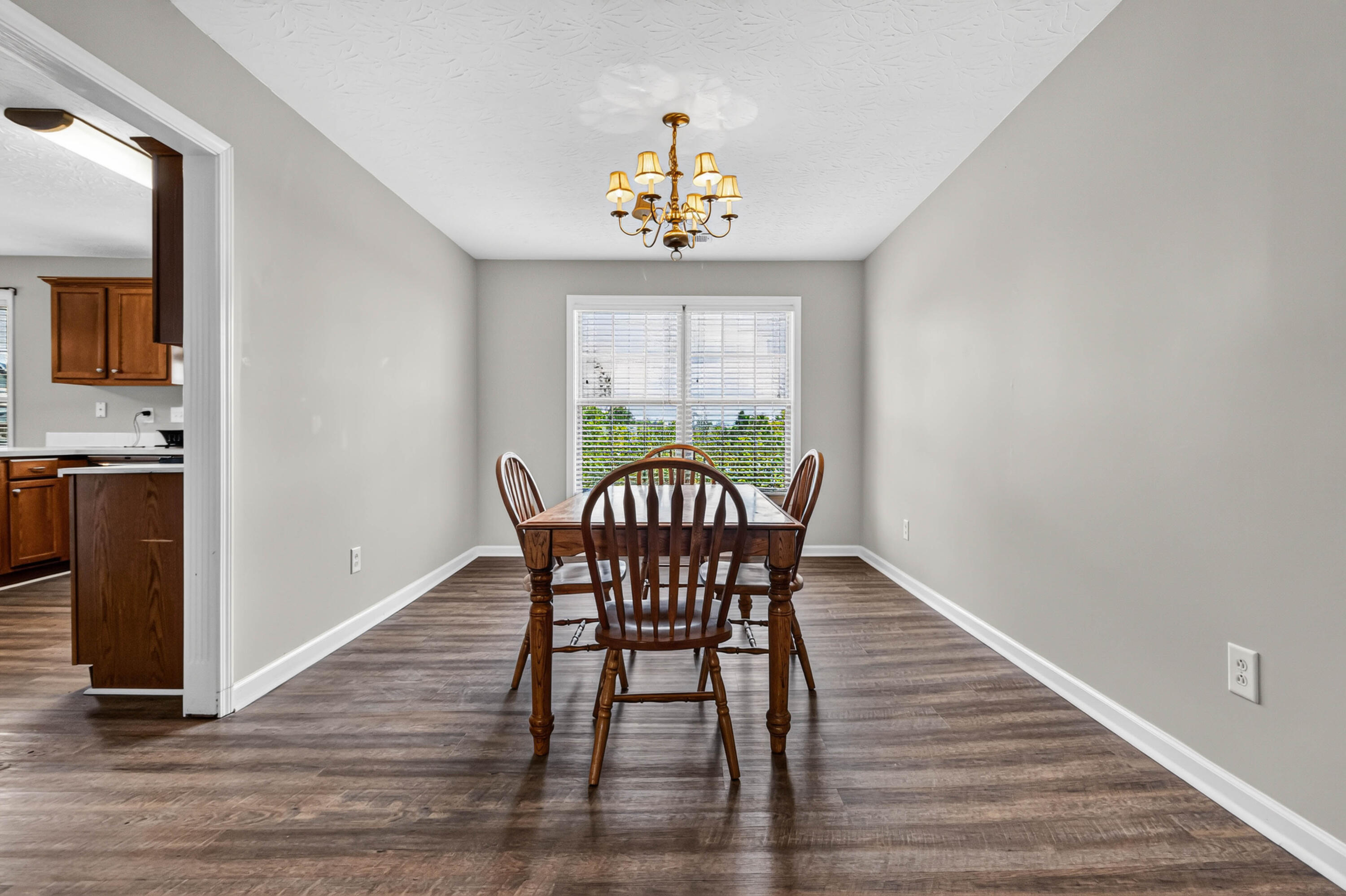 203 Primrose Circle Property Photo 6