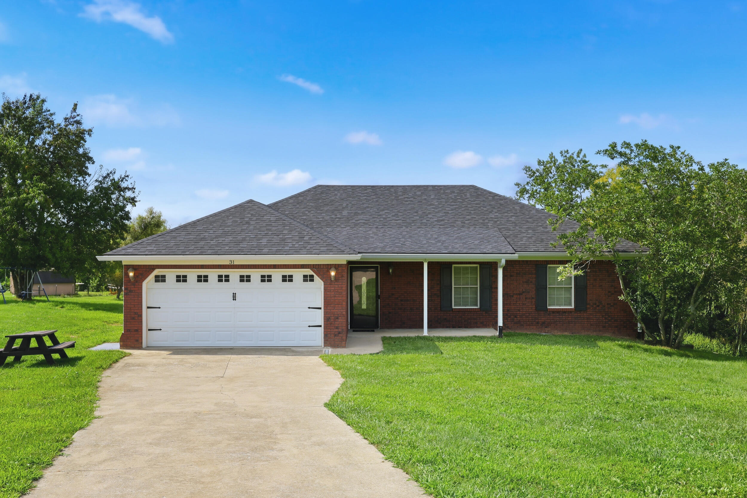 31 Chandler Way Property Photo 2