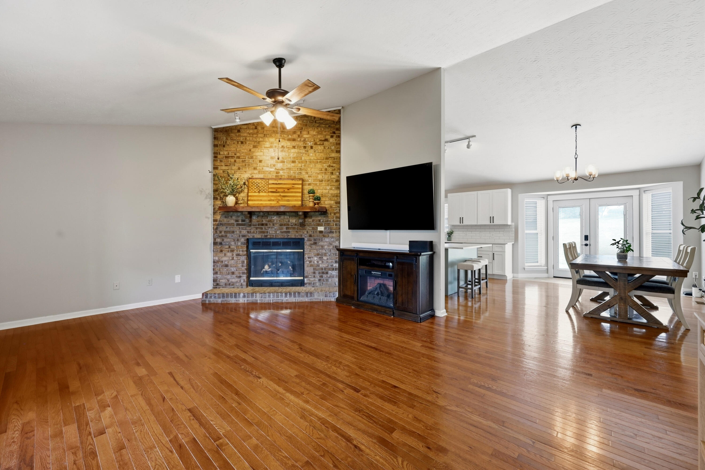 2195 Pretty Run Road Property Photo 4