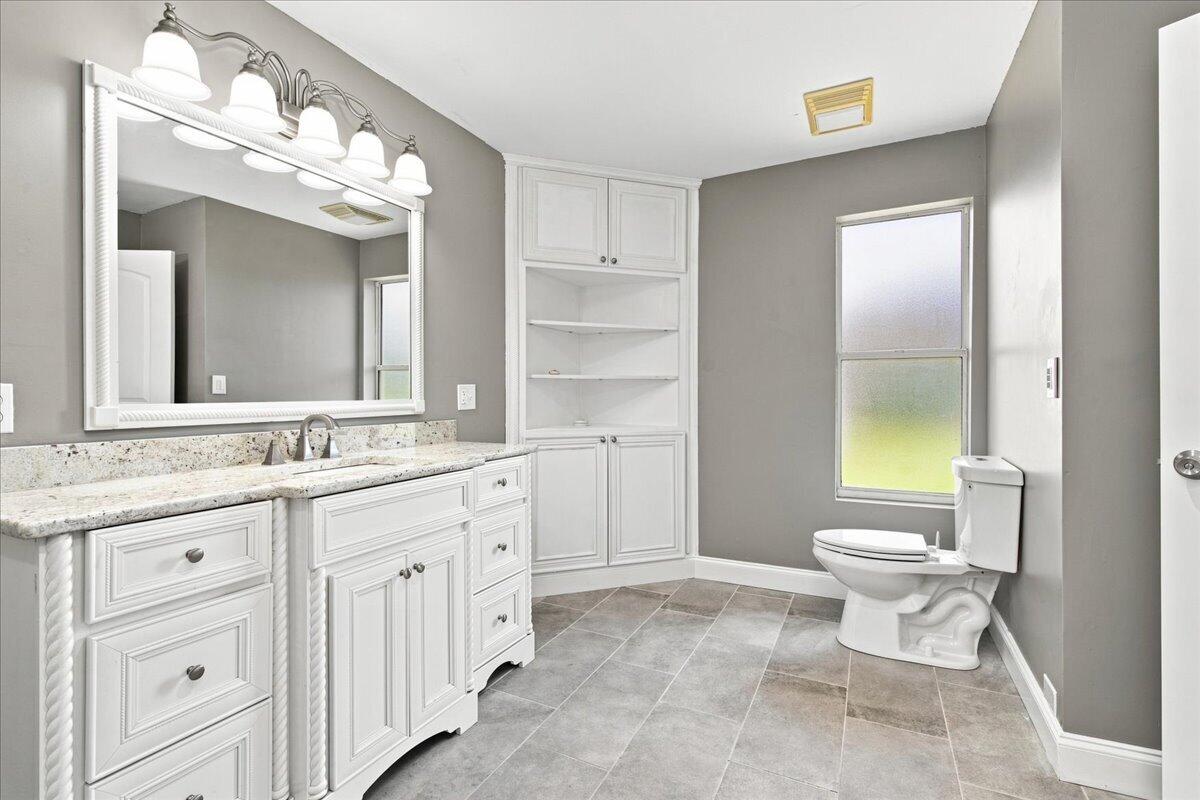 1678 Traveller Road Property Photo 33
