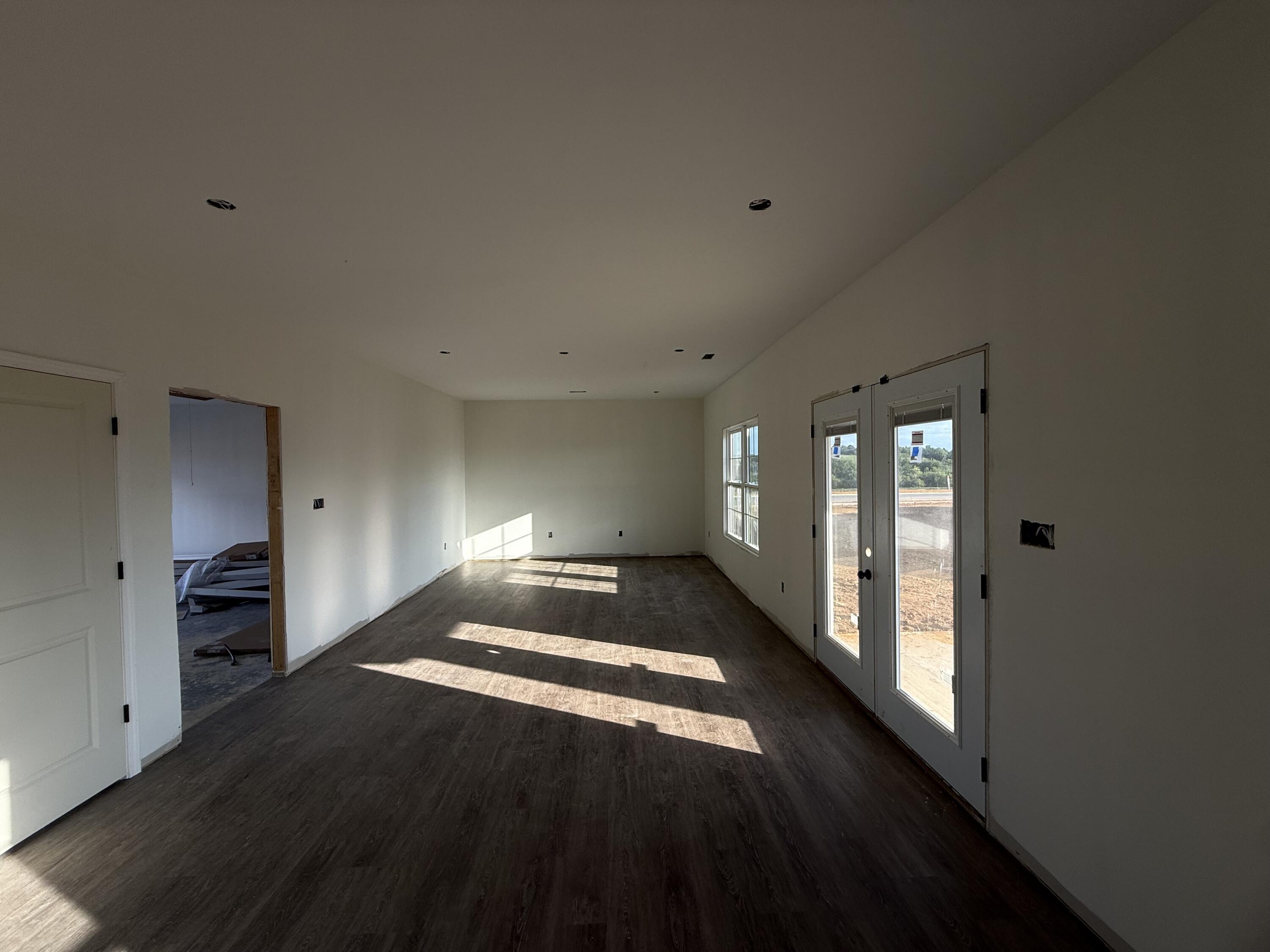 220 Stillwater Drive Property Photo 5