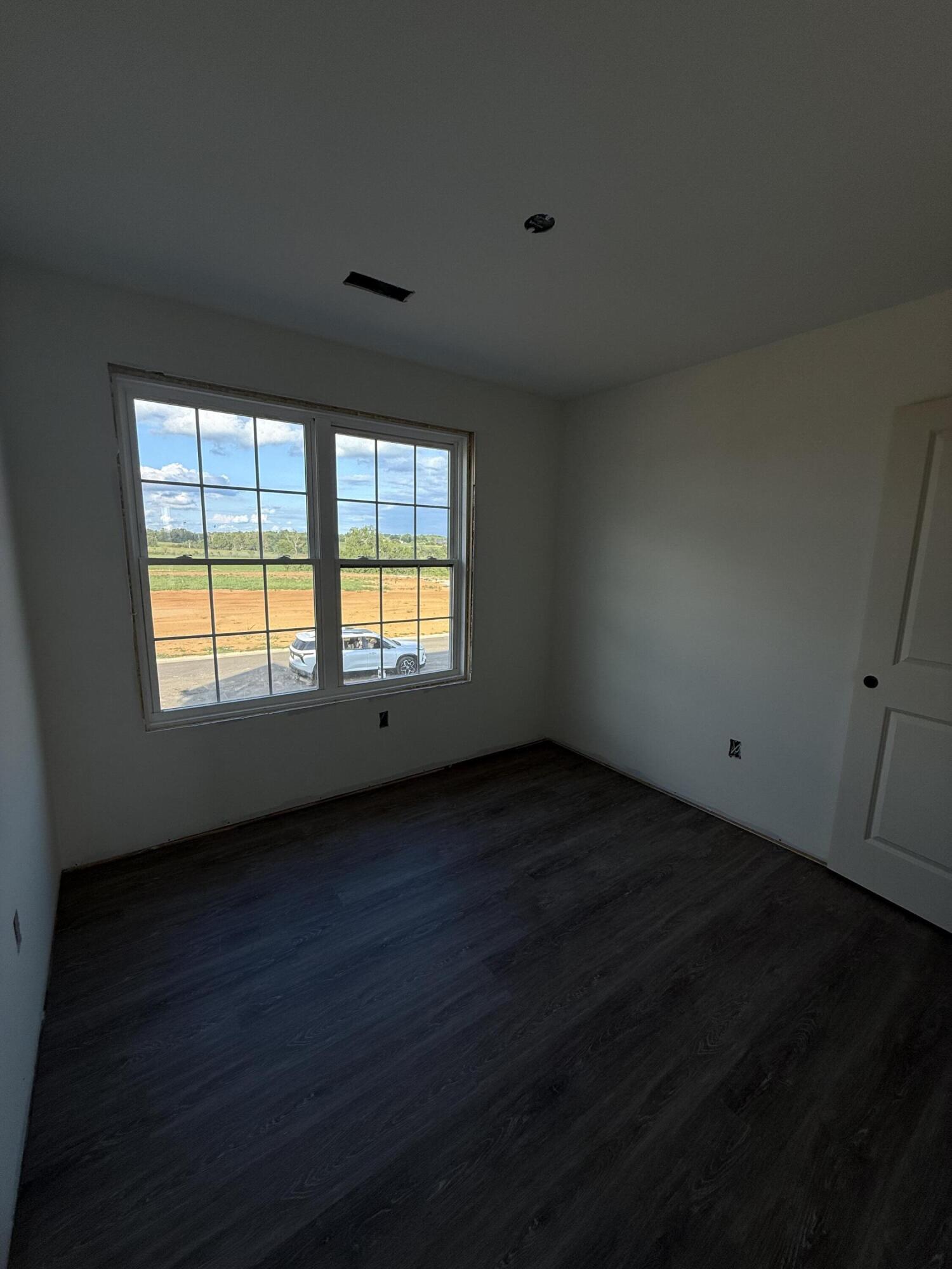 220 Stillwater Drive Property Photo 9
