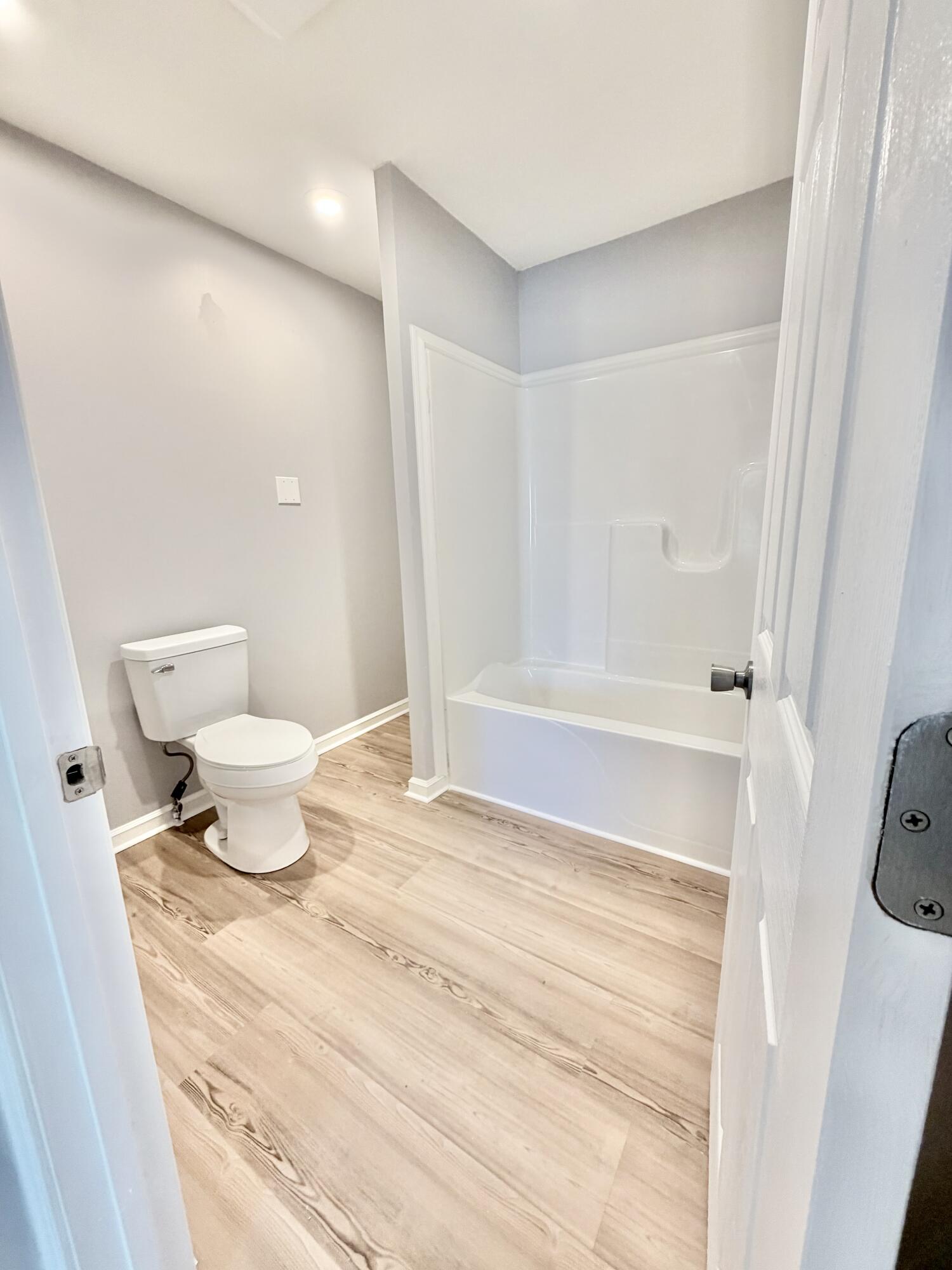 401 Sylvan Terrace Property Photo 15