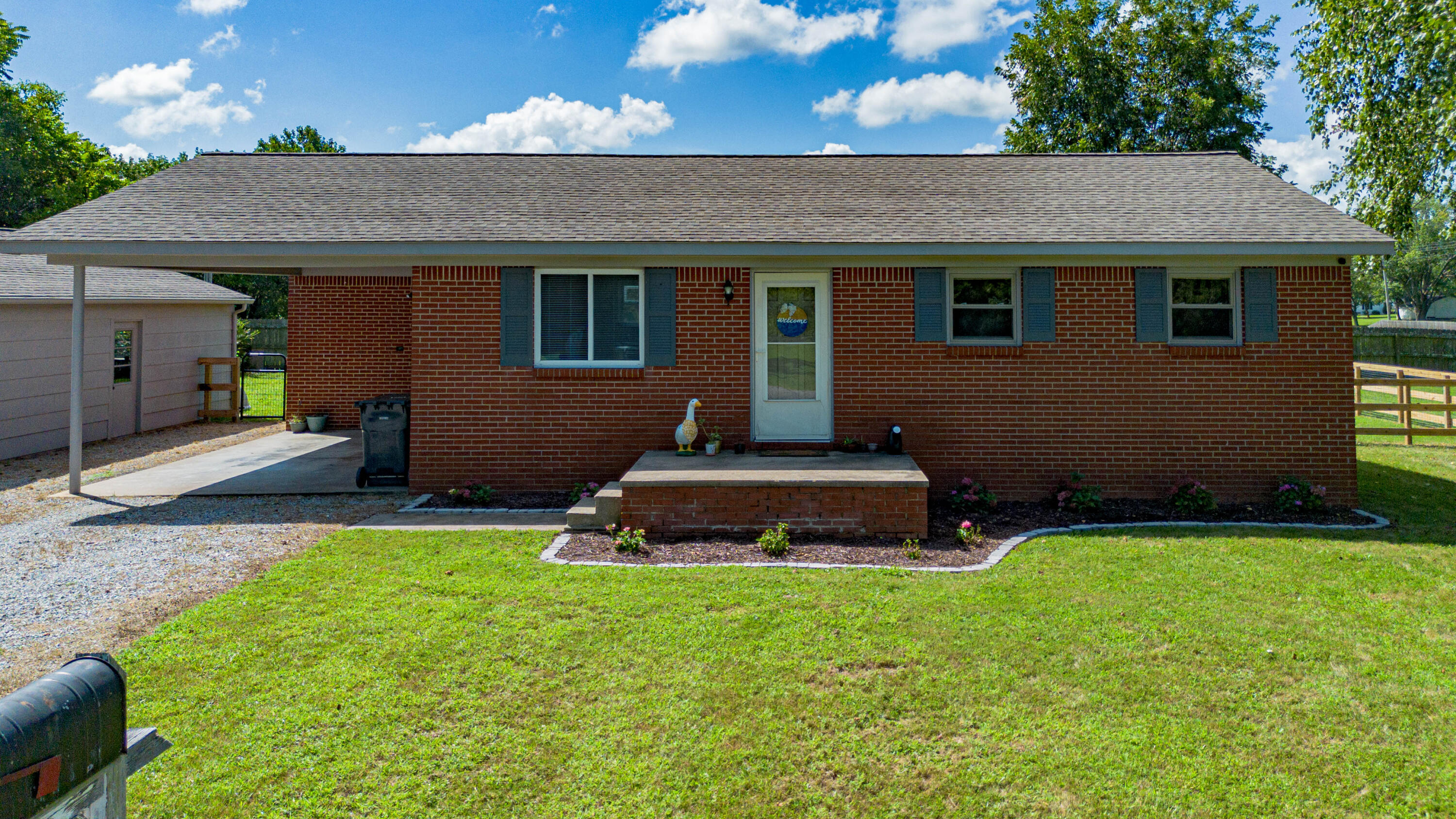 1750 Lambert Drive Property Photo 1