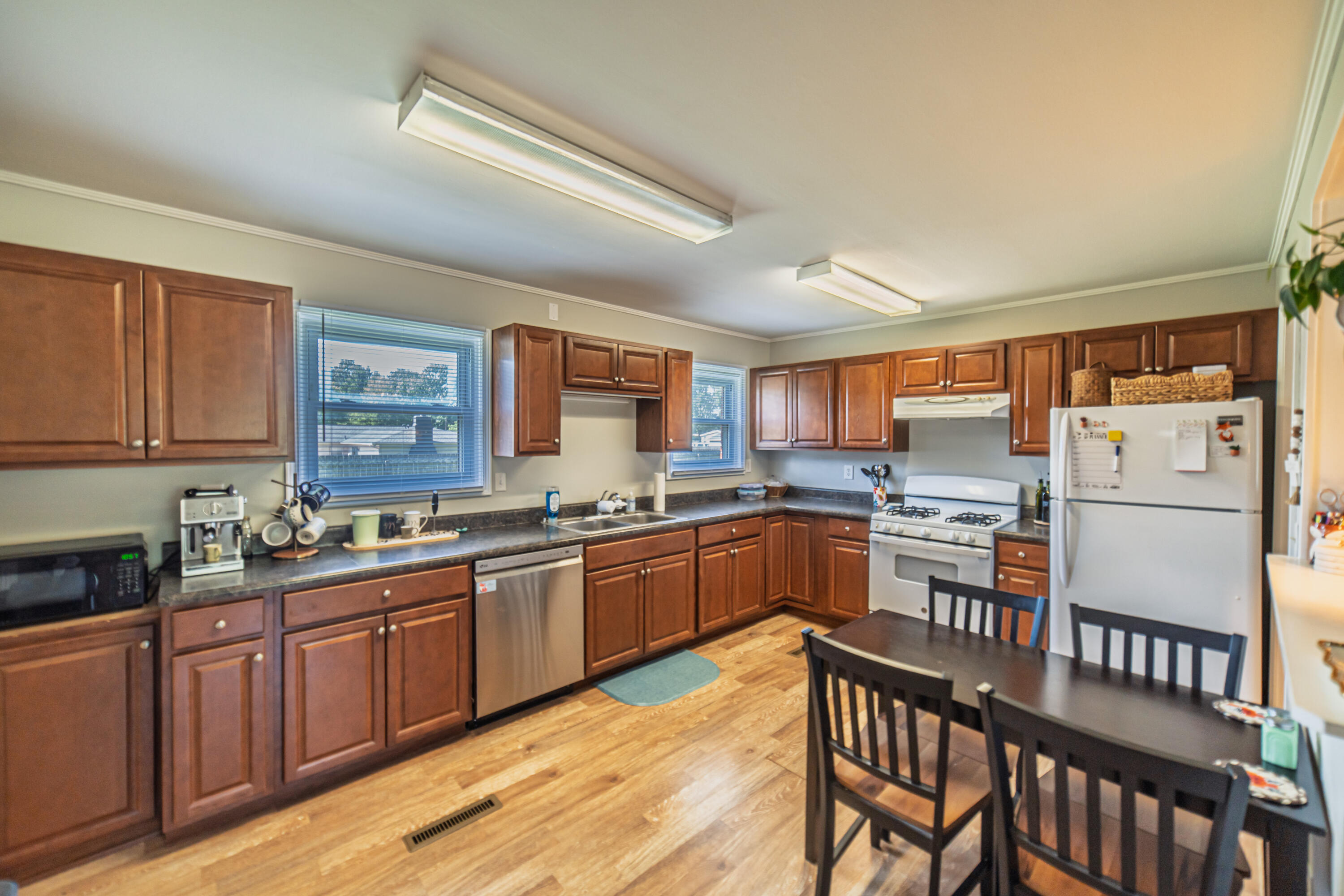1750 Lambert Drive Property Photo 8