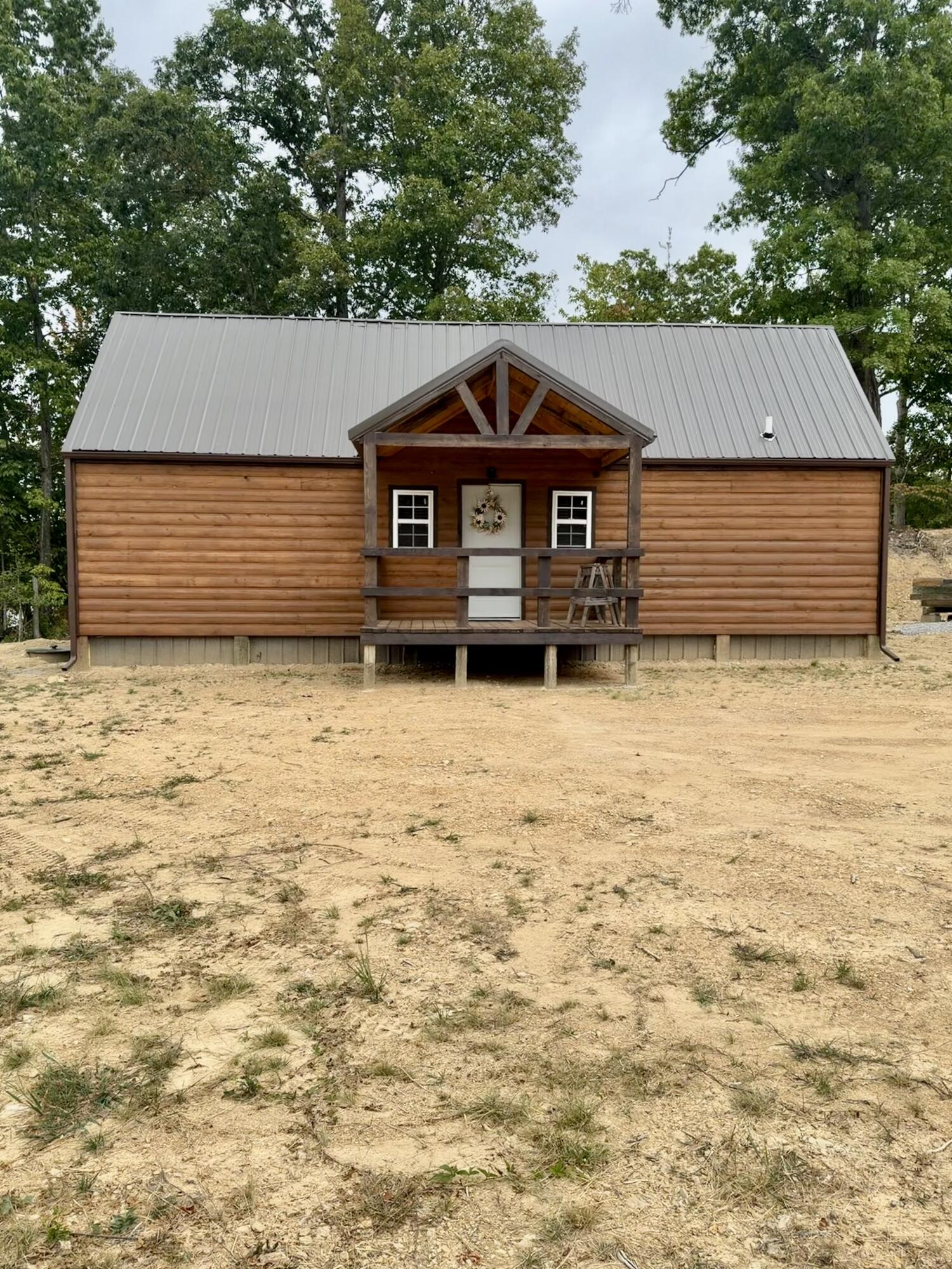 627 Somerset Road Property Photo 4