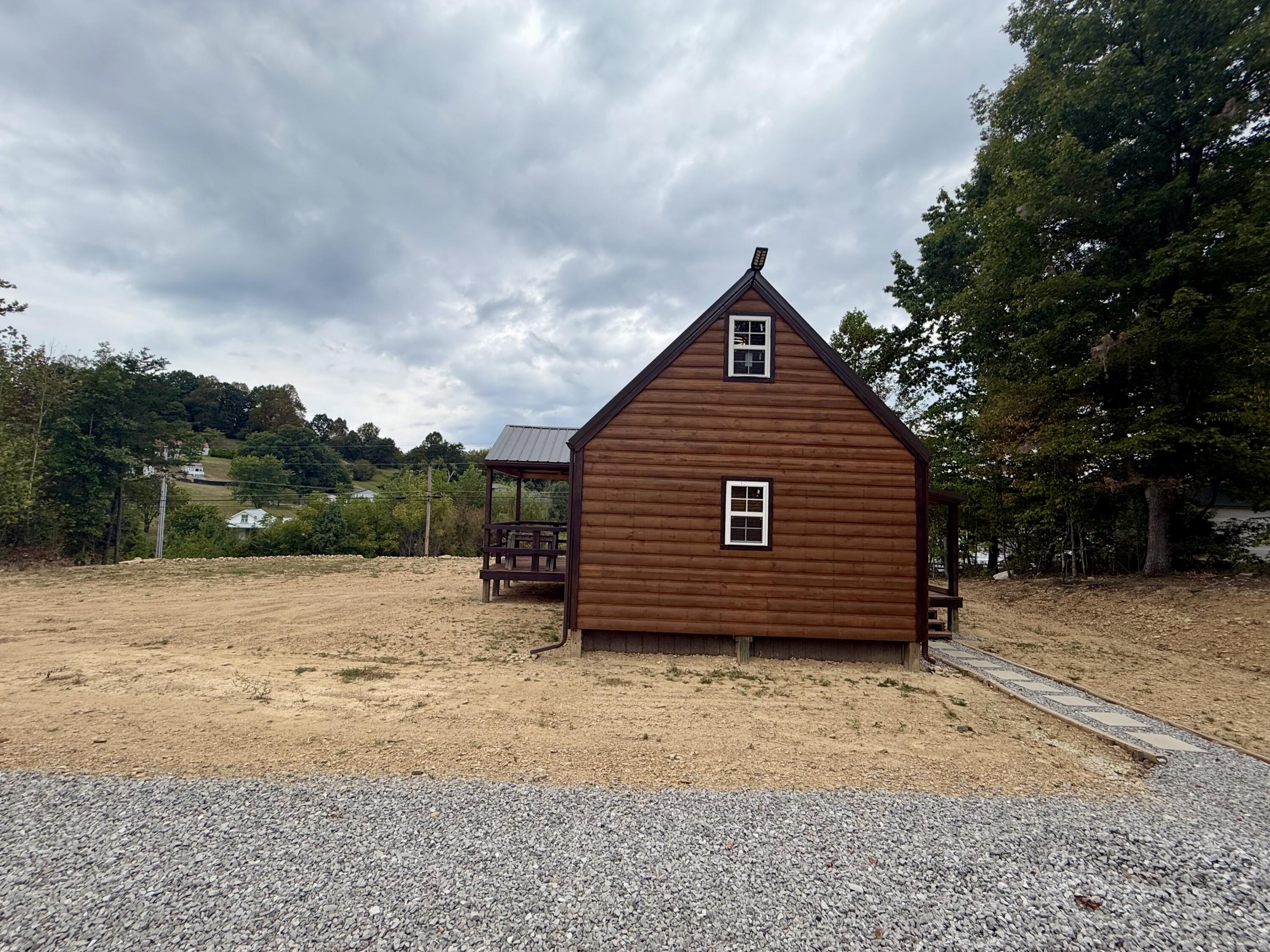 627 Somerset Road Property Photo 22